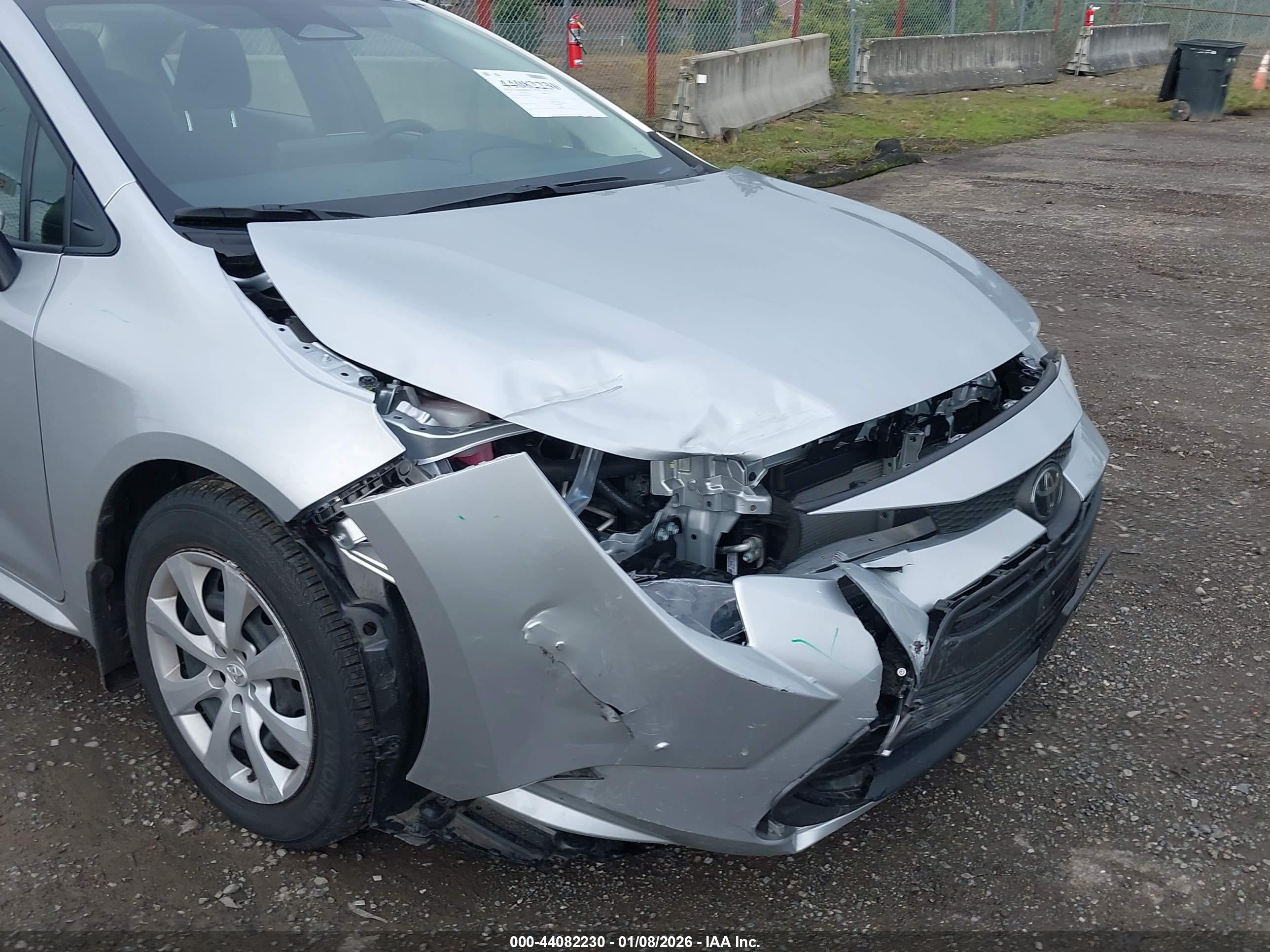 TOYOTA COROLLA image 6
