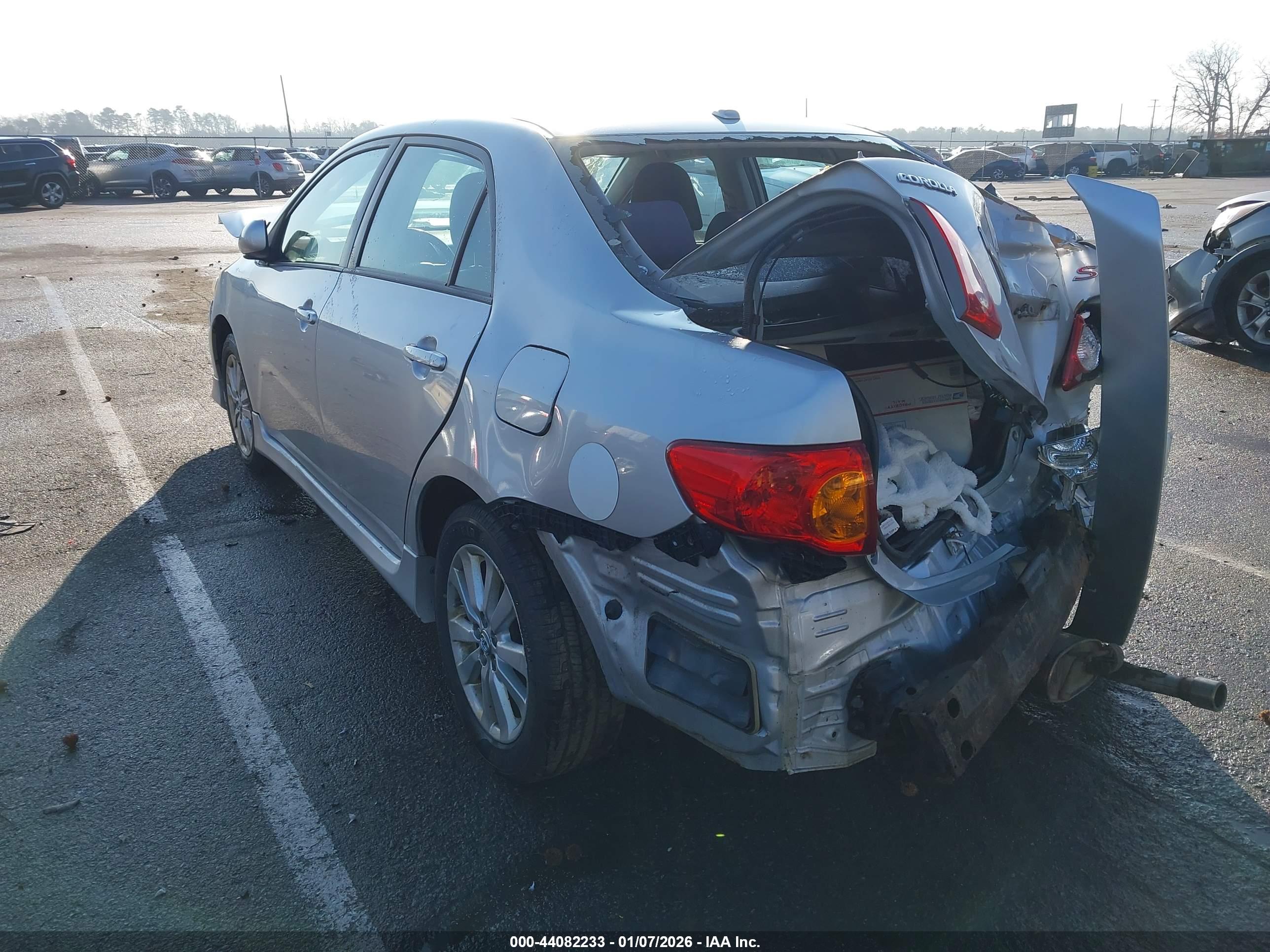 TOYOTA COROLLA image 3