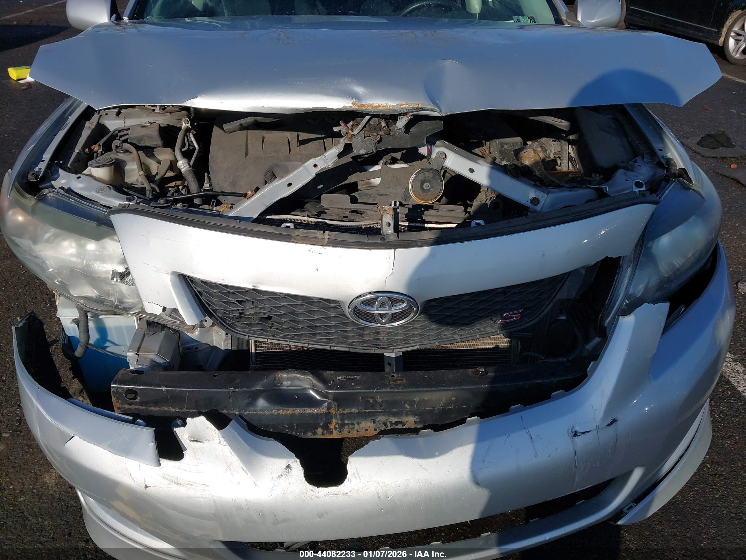 TOYOTA COROLLA image 6