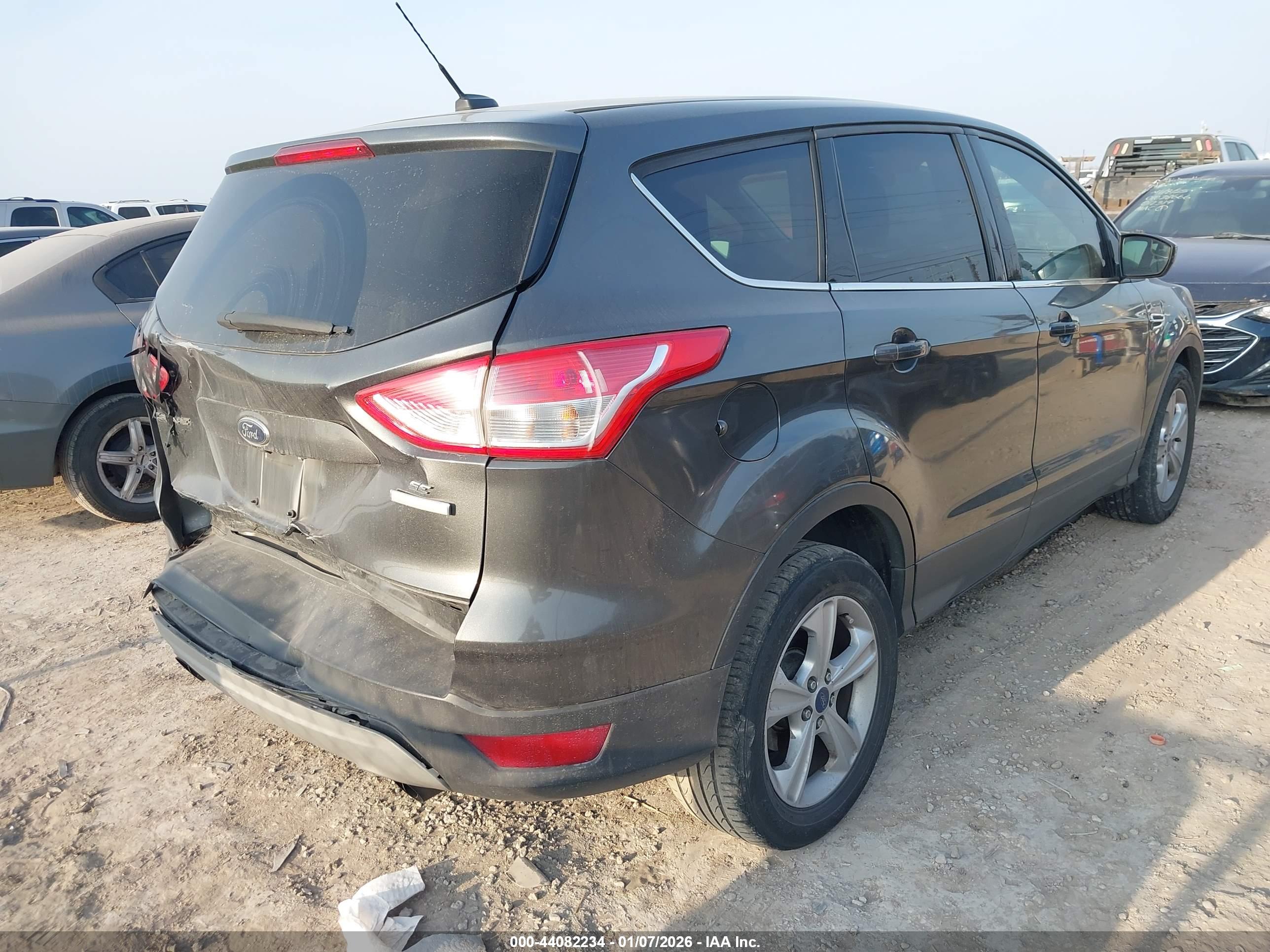 FORD ESCAPE image 4