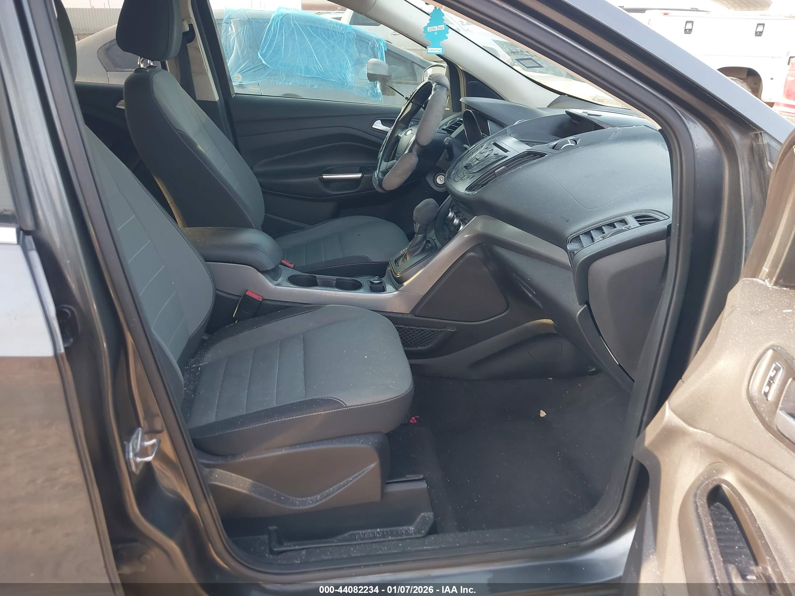 FORD ESCAPE image 5