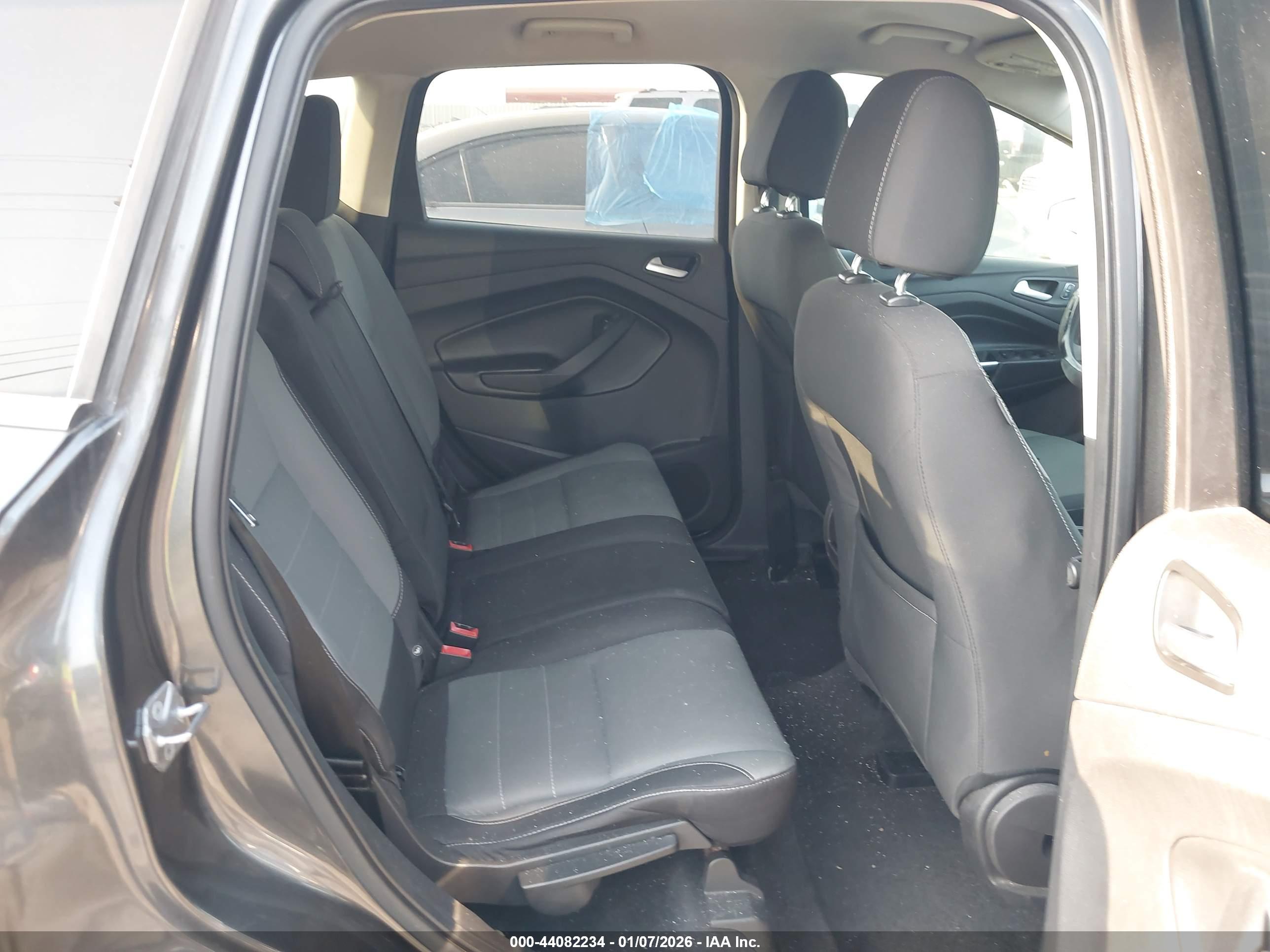 FORD ESCAPE image 8