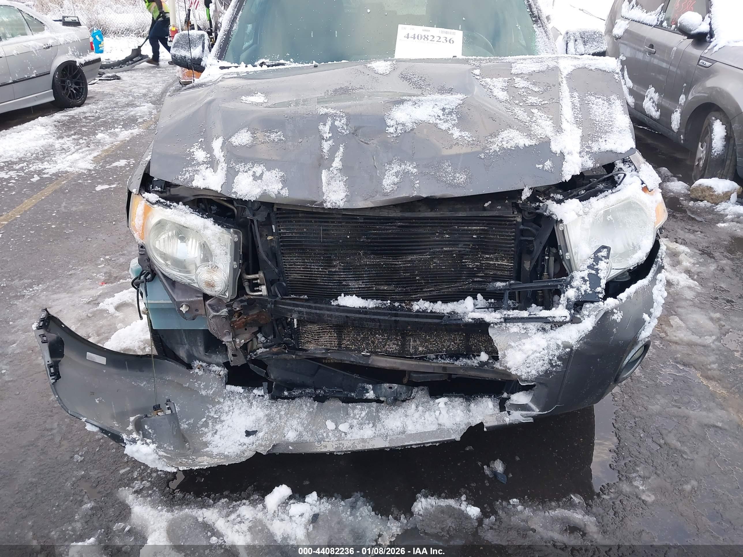FORD ESCAPE image 6