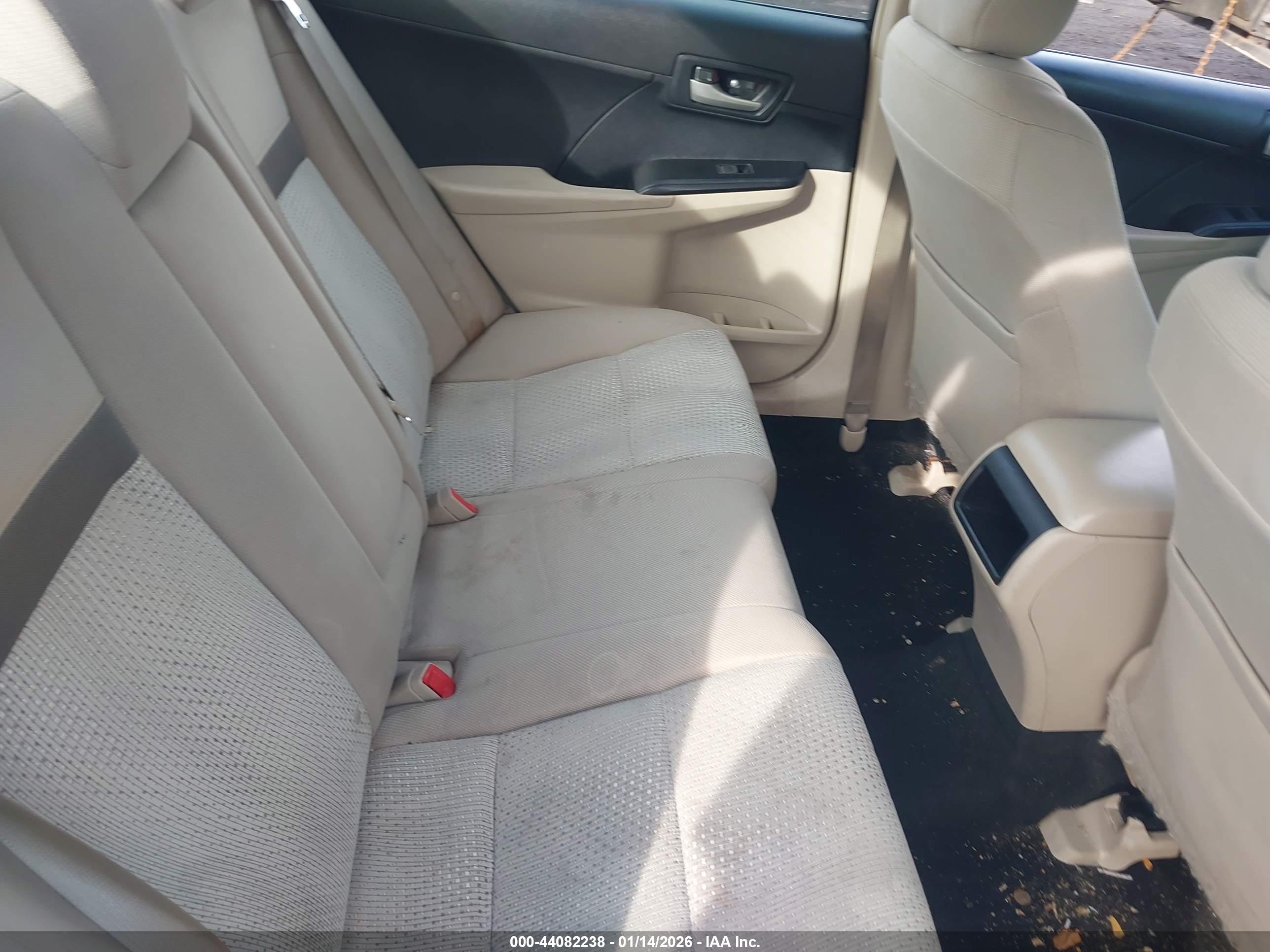 TOYOTA CAMRY image 8