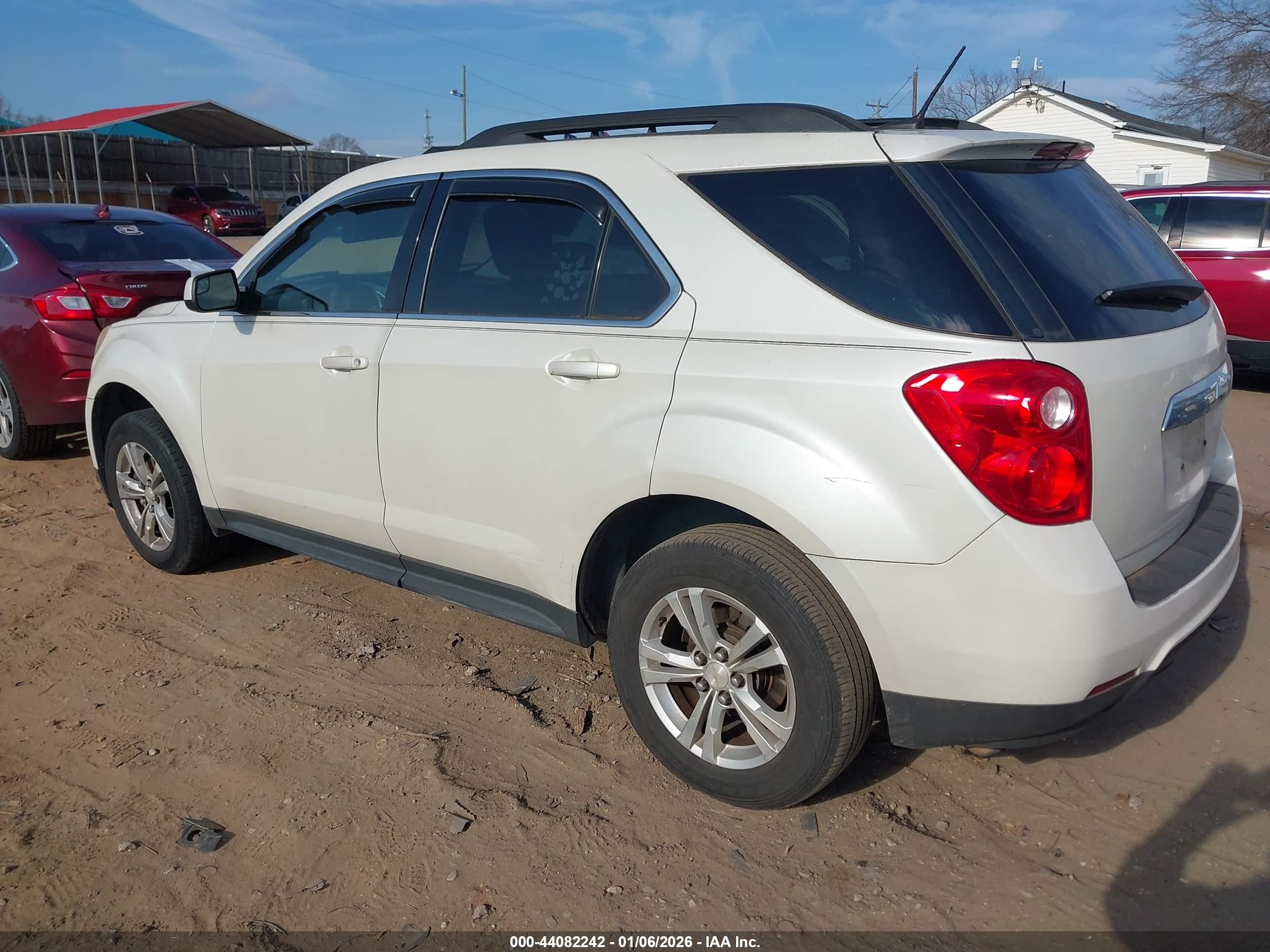 CHEVROLET EQUINOX image 3
