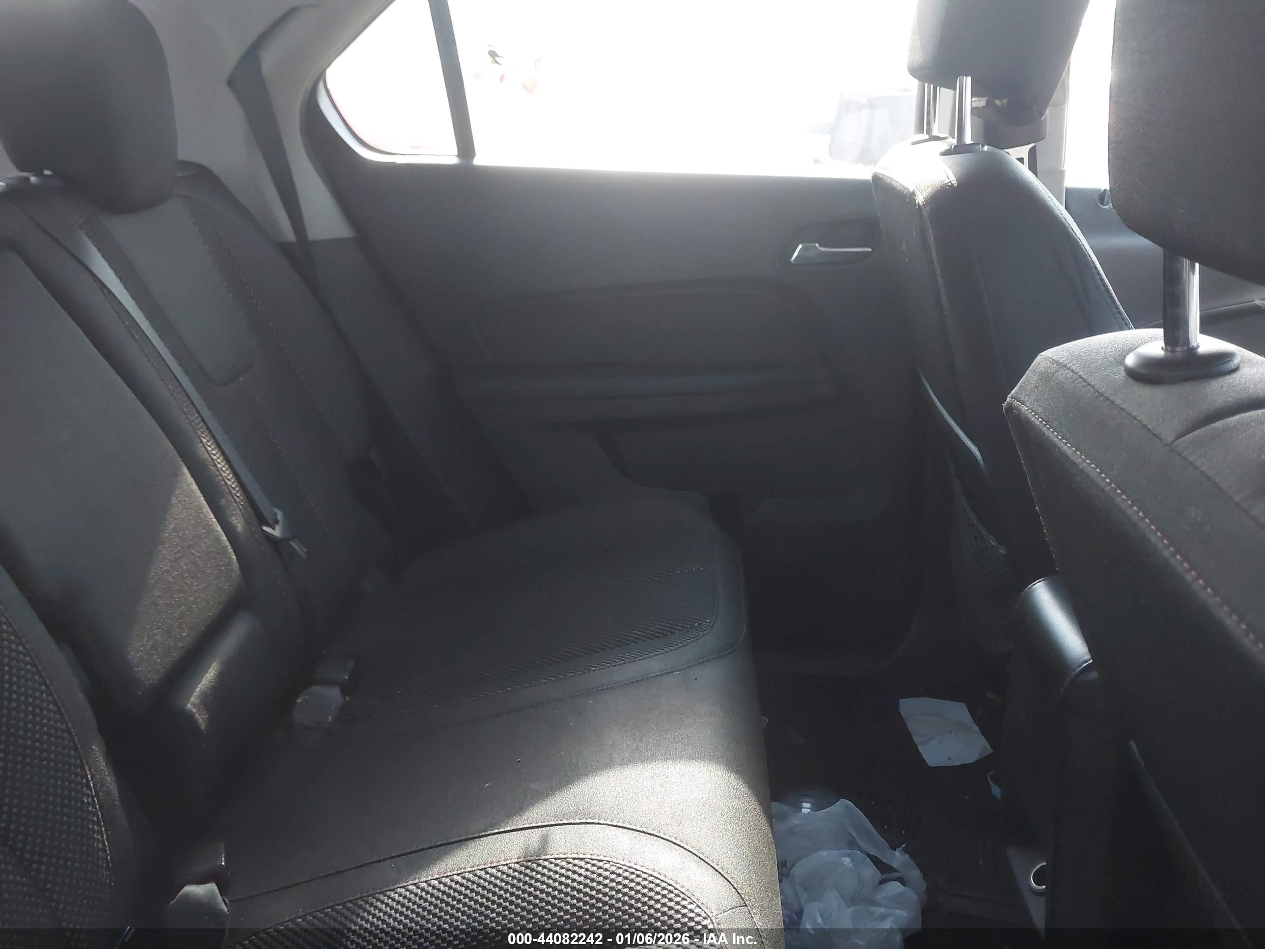 CHEVROLET EQUINOX image 8