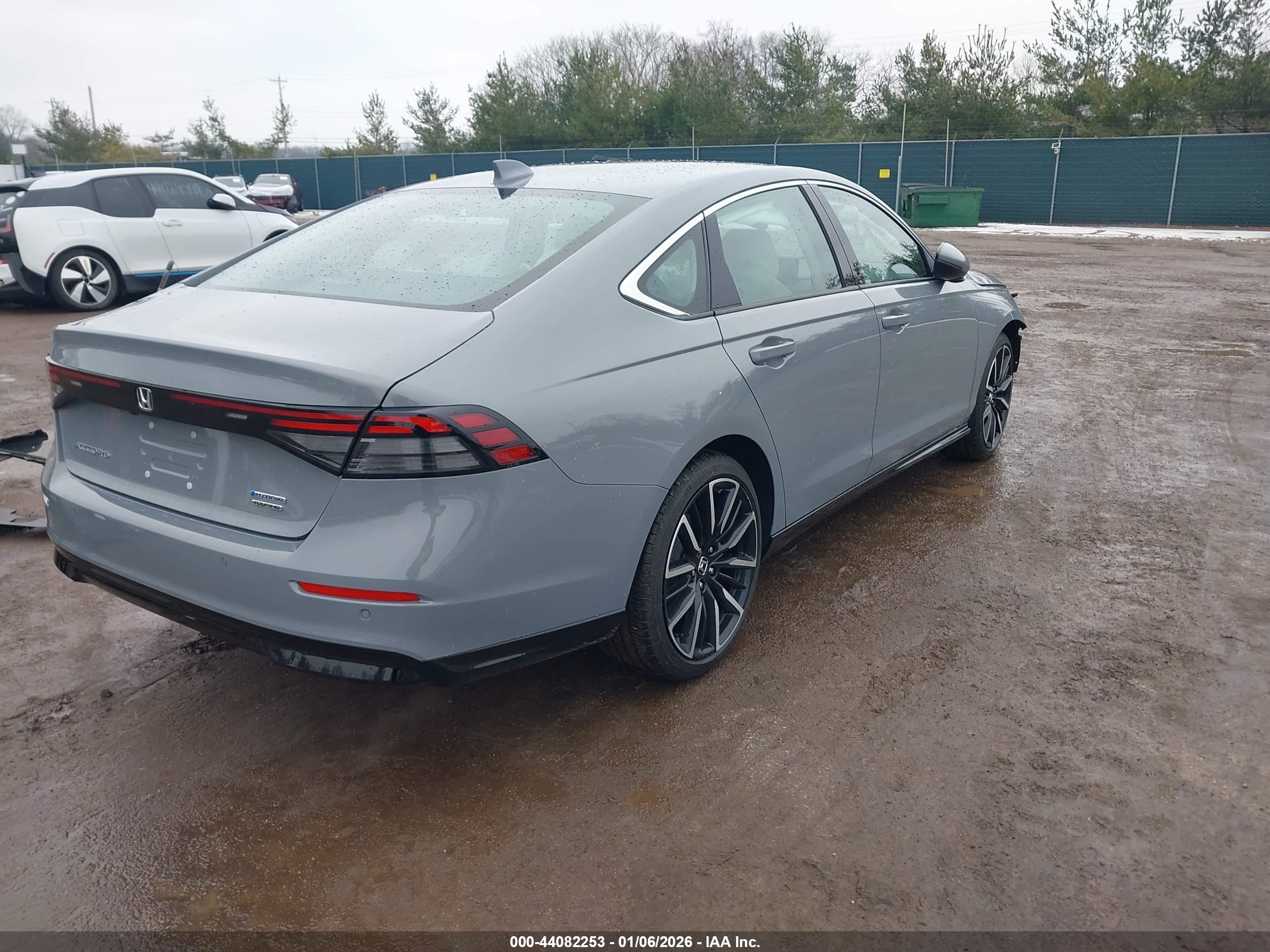 HONDA ACCORD image 4