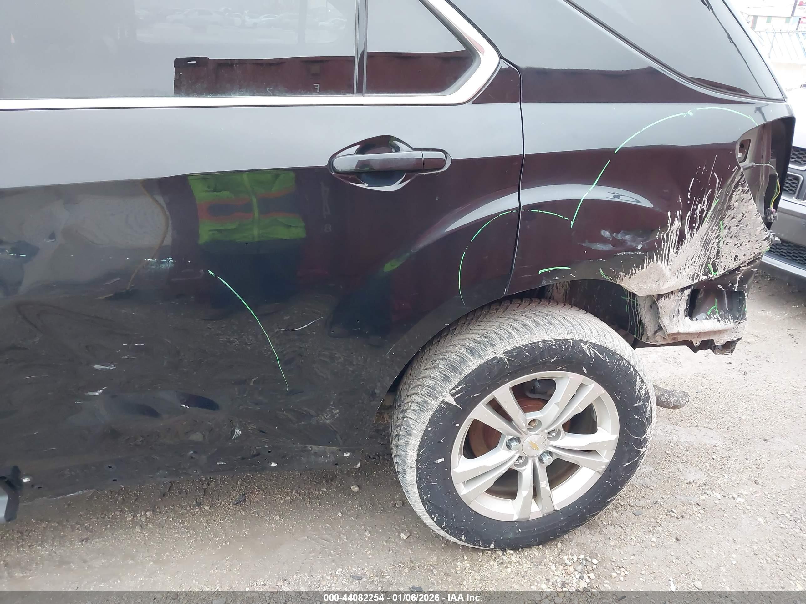 CHEVROLET EQUINOX image 6