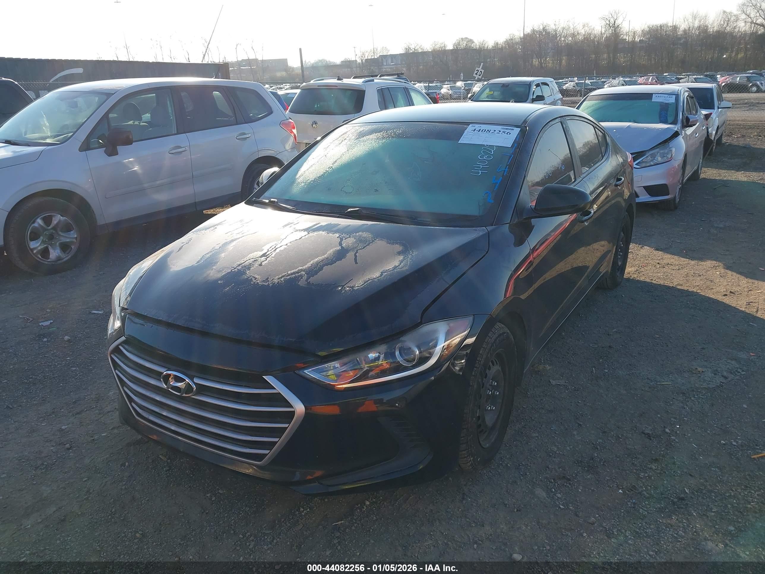 HYUNDAI ELANTRA image 6