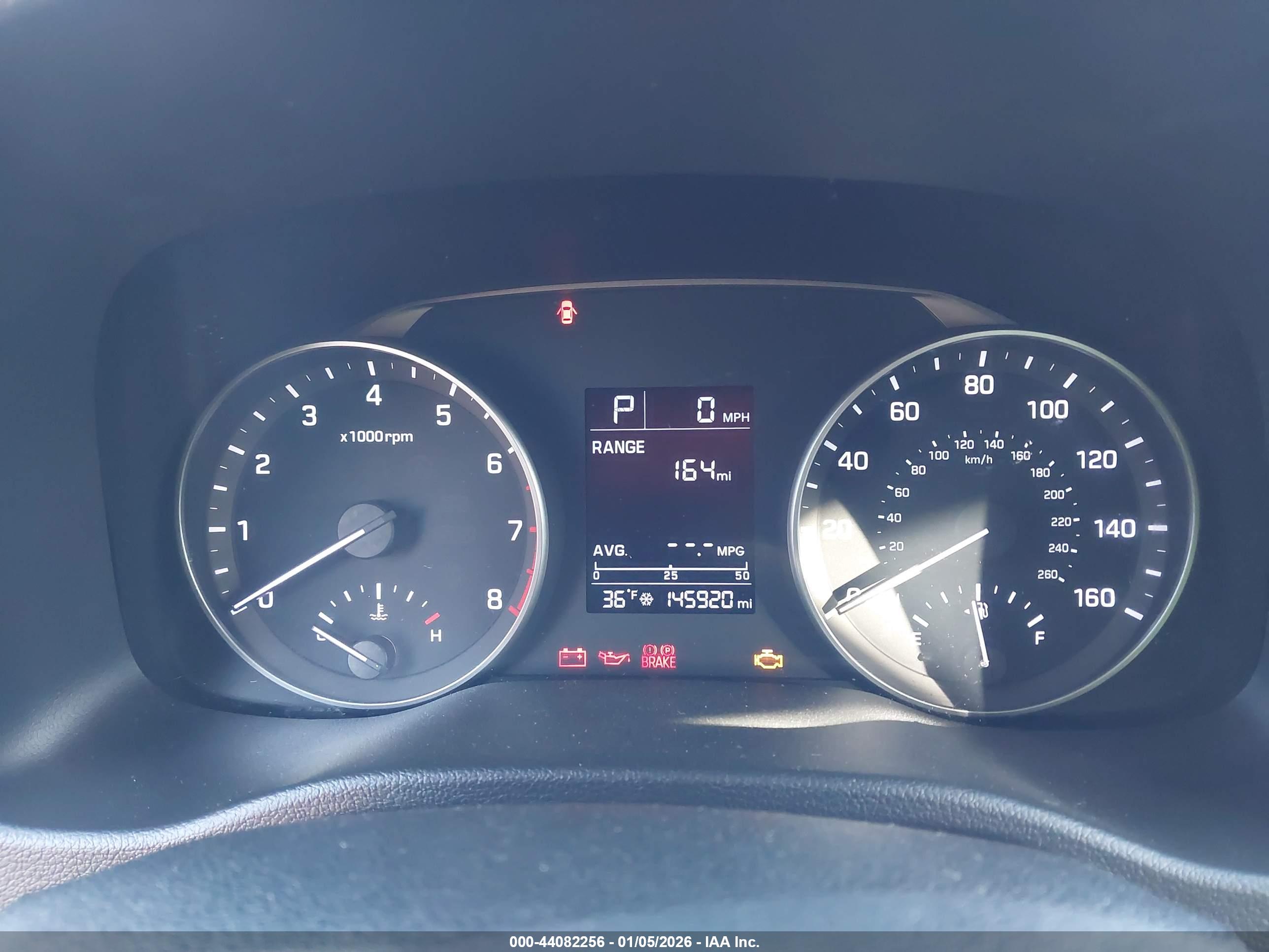 HYUNDAI ELANTRA image 7