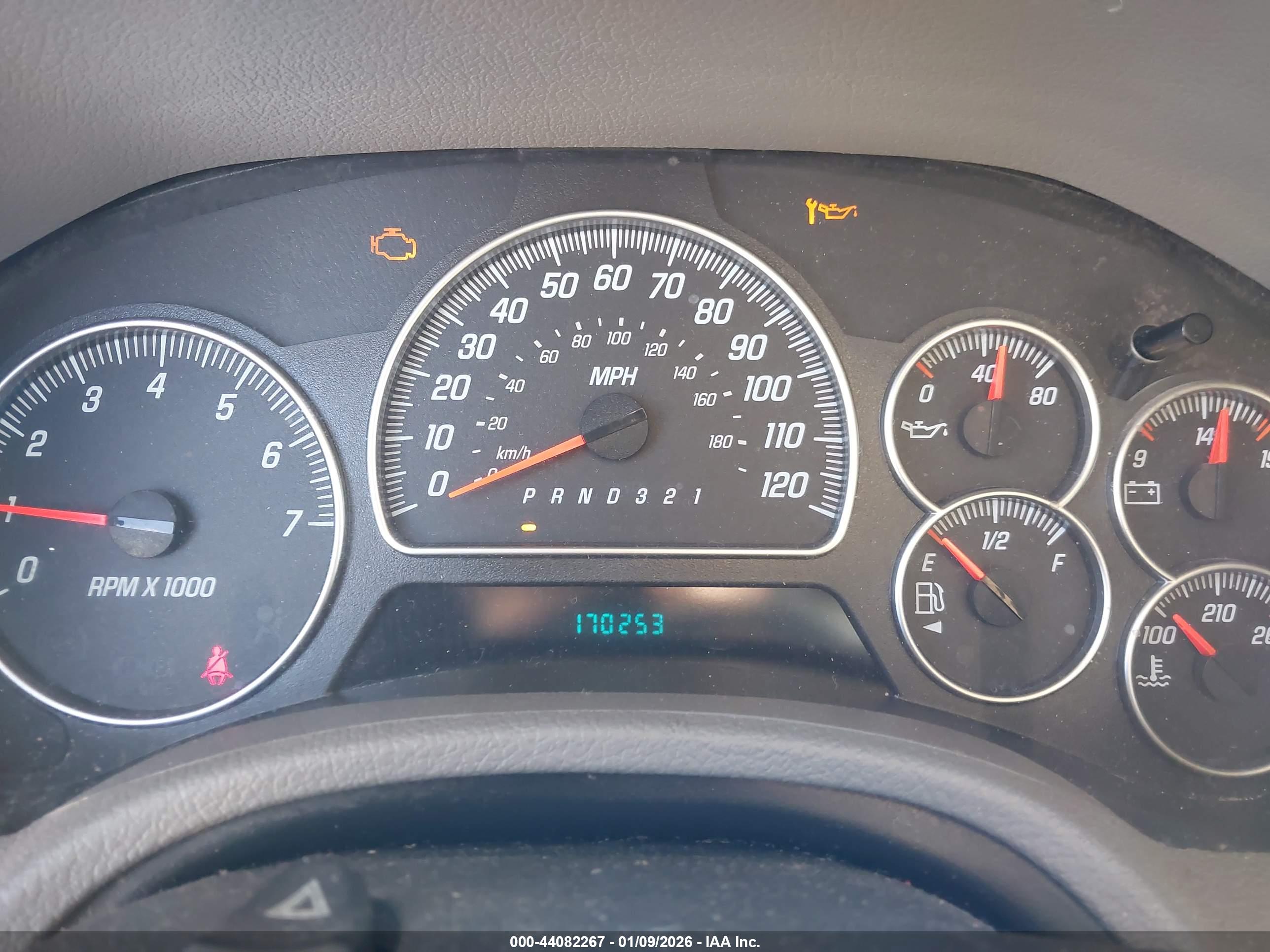 GMC ENVOY image 7