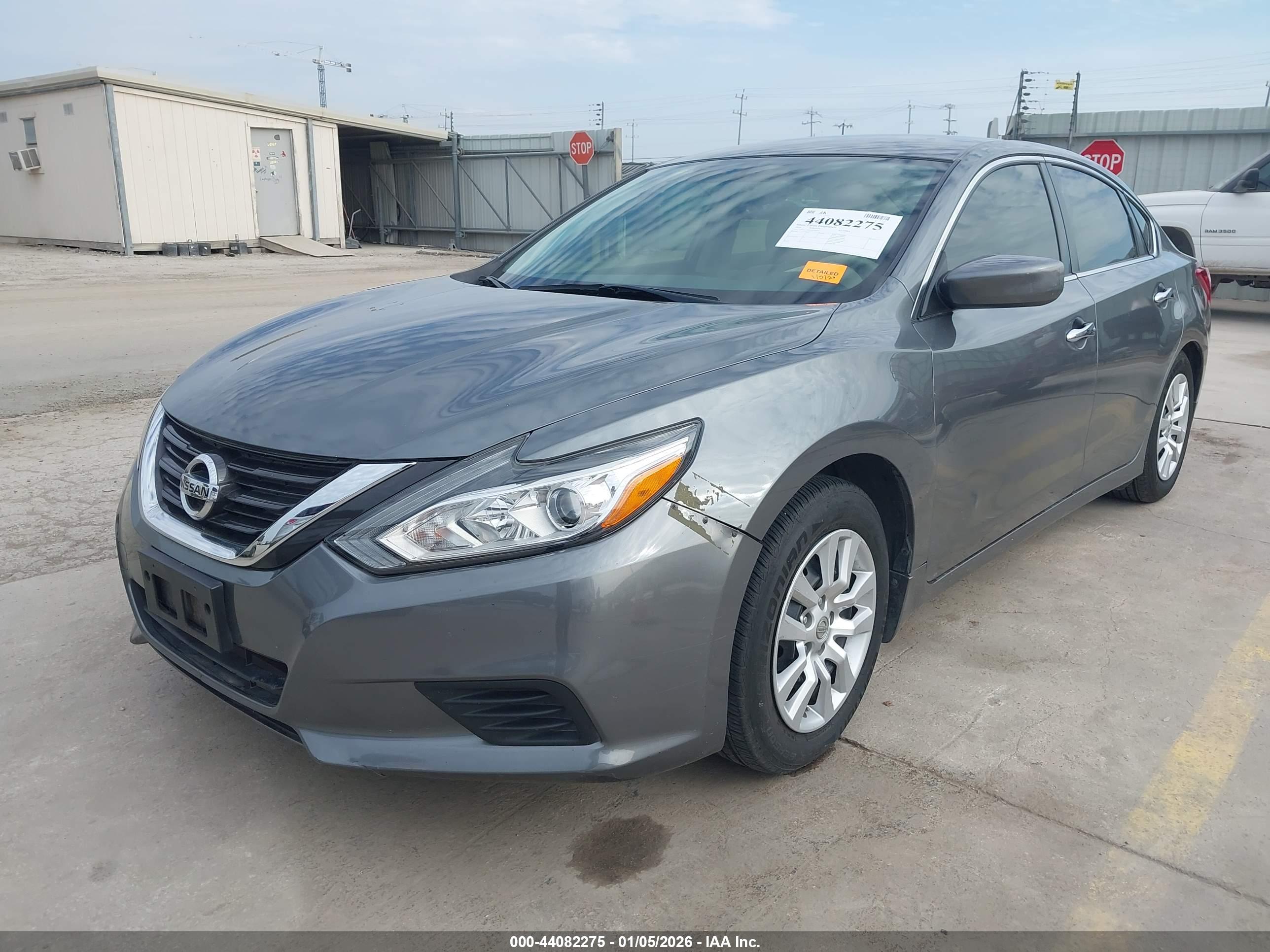 NISSAN ALTIMA image 2