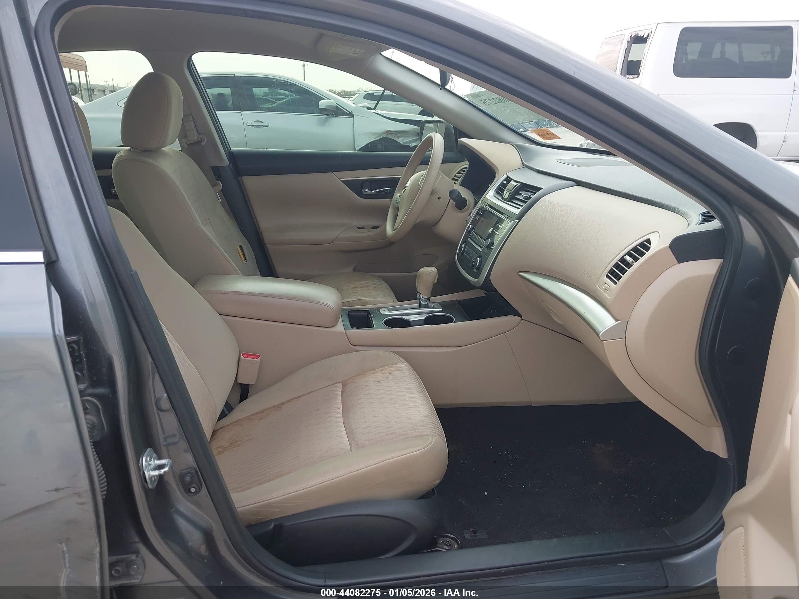NISSAN ALTIMA image 5