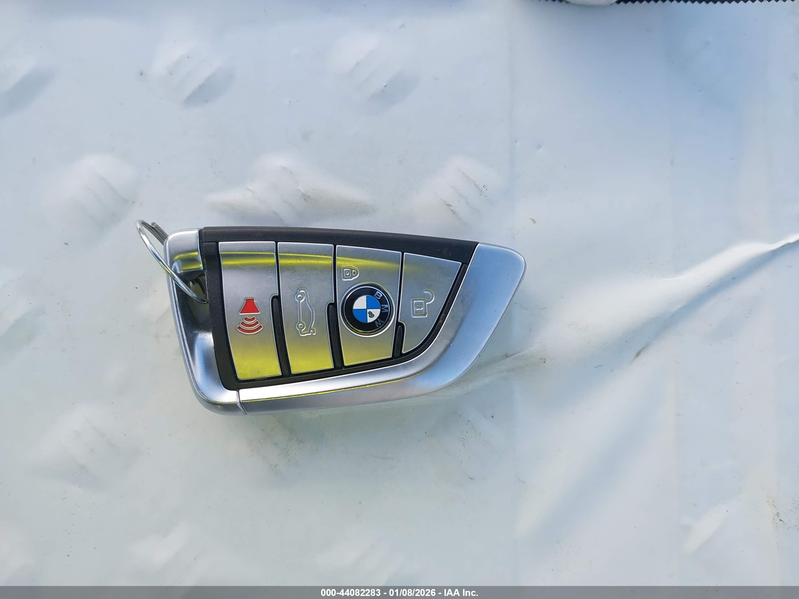 BMW M550I image 11
