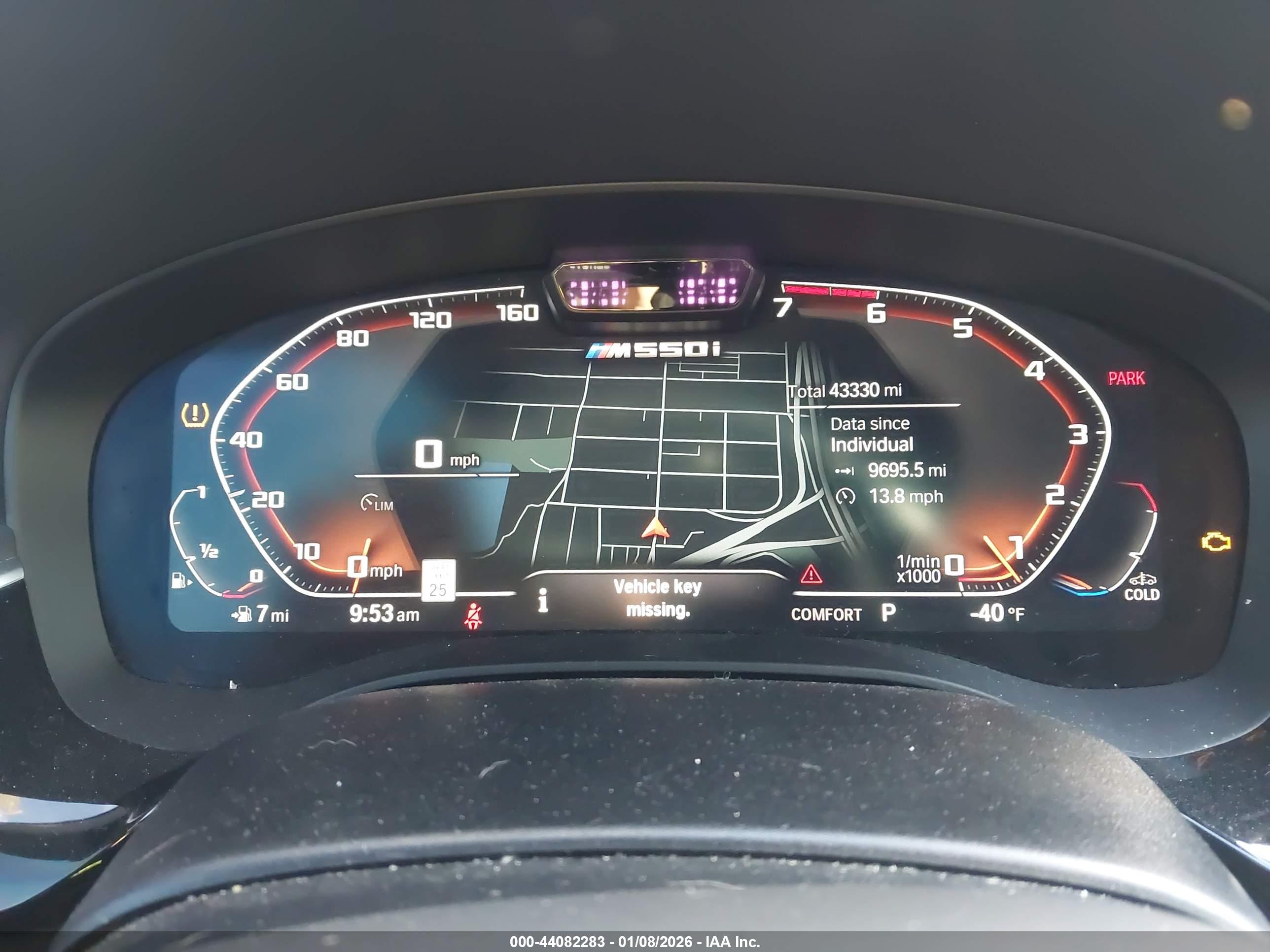 BMW M550I image 7