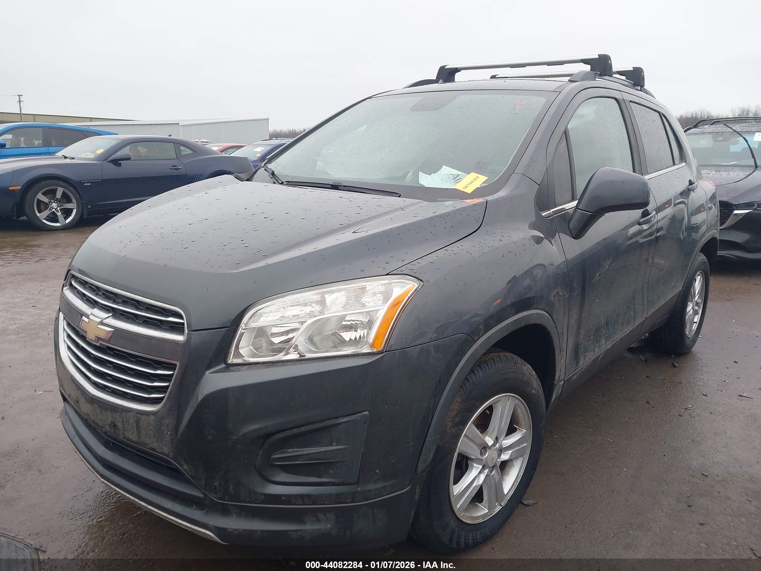 CHEVROLET TRAX image 2