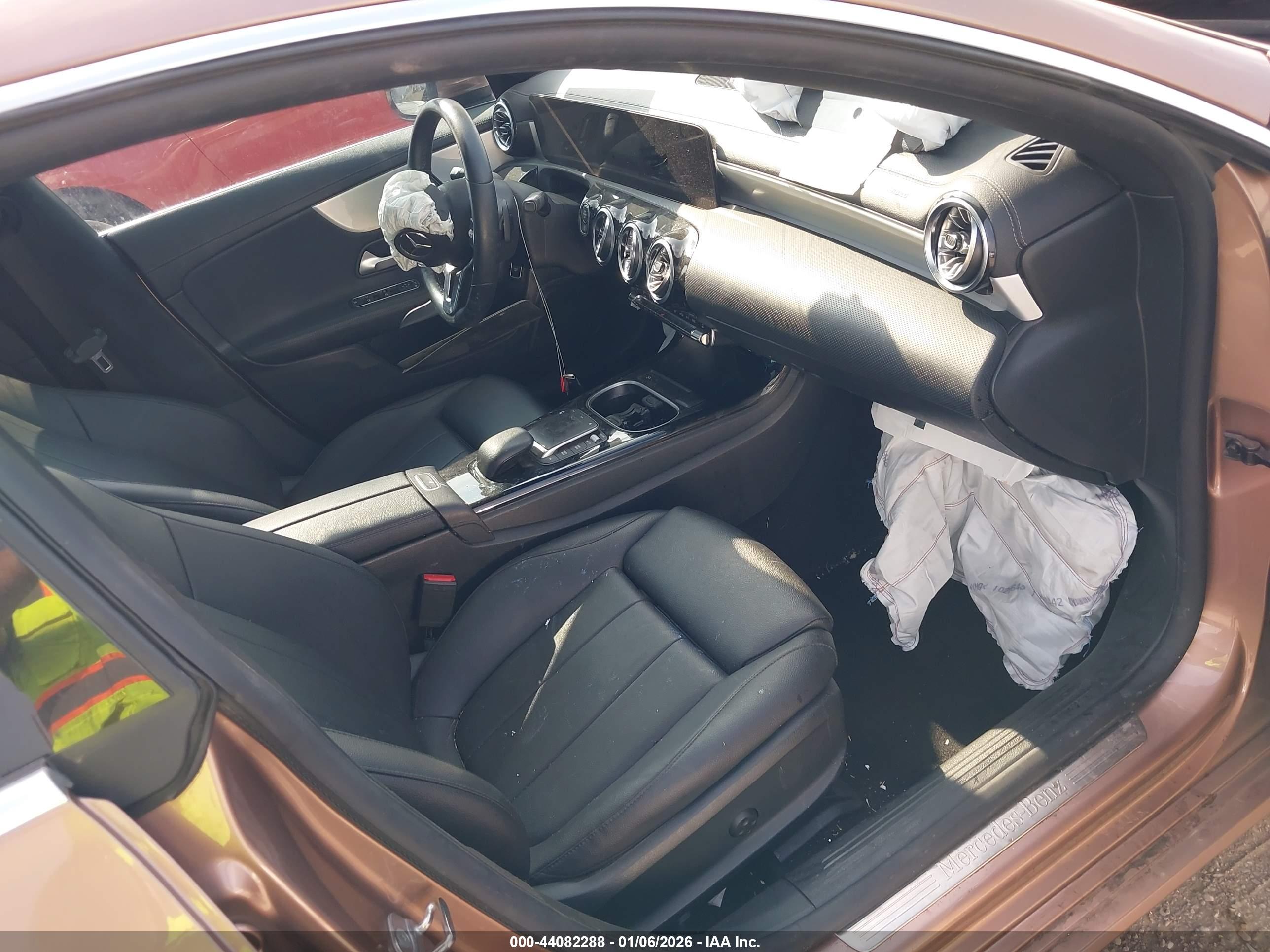 MERCEDES-BENZ CLA image 5