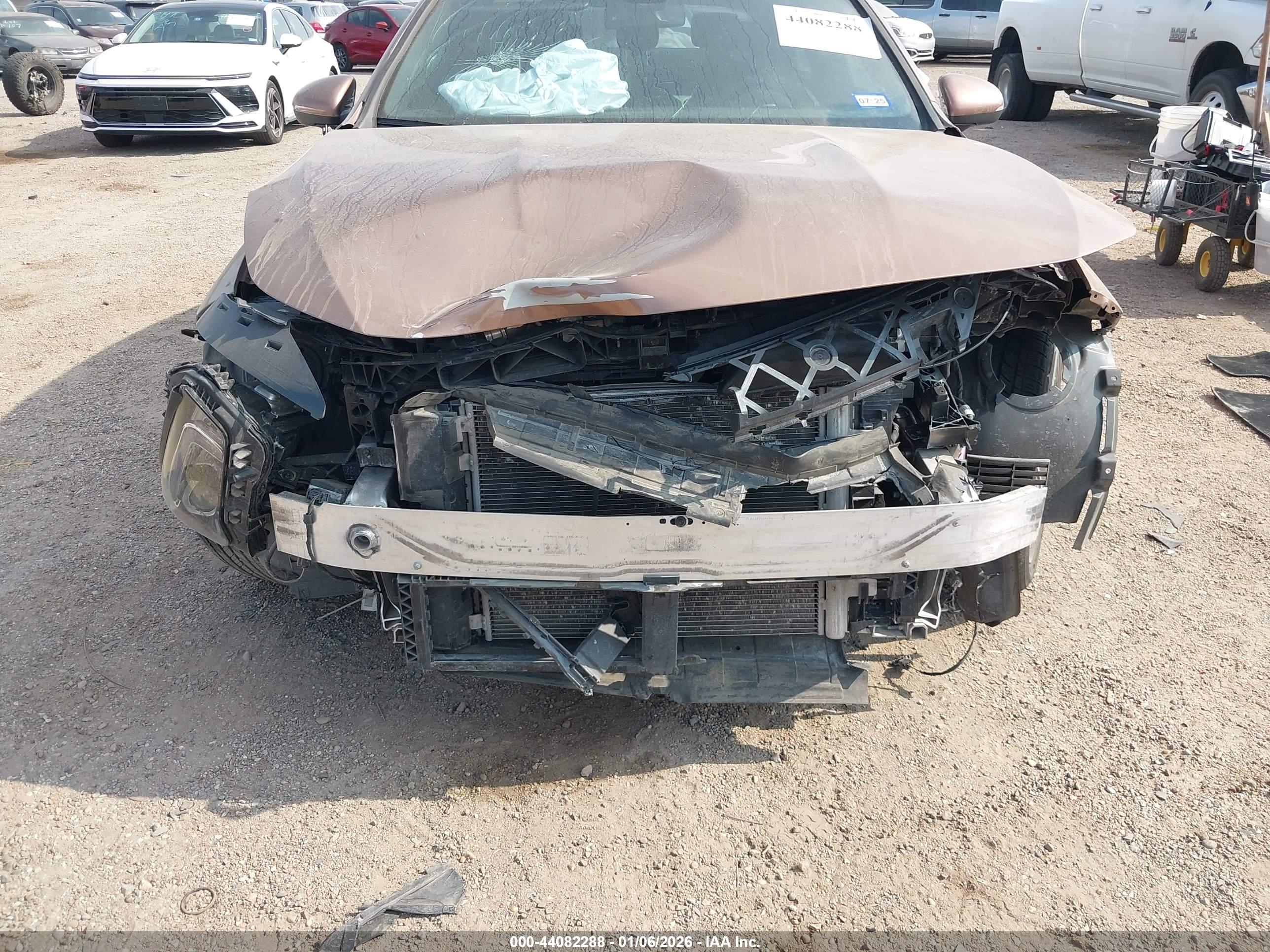 MERCEDES-BENZ CLA image 6