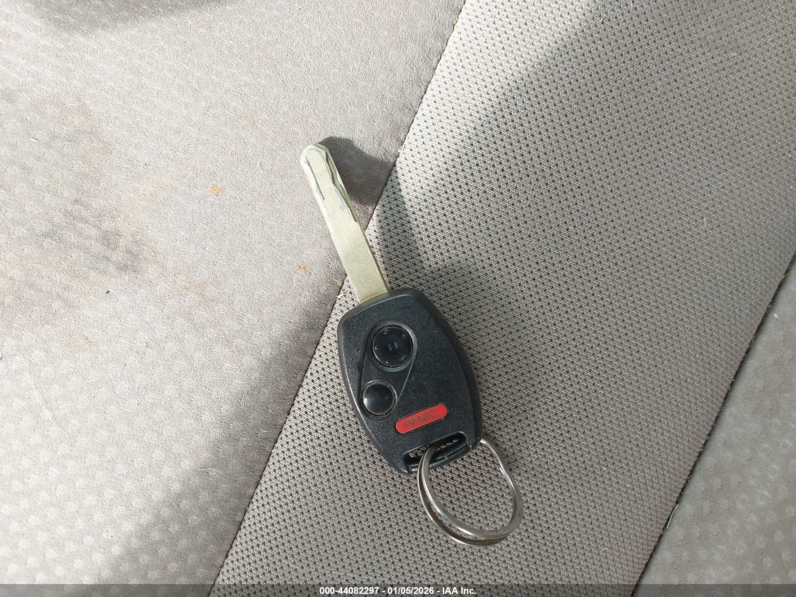 HONDA CR-V image 11