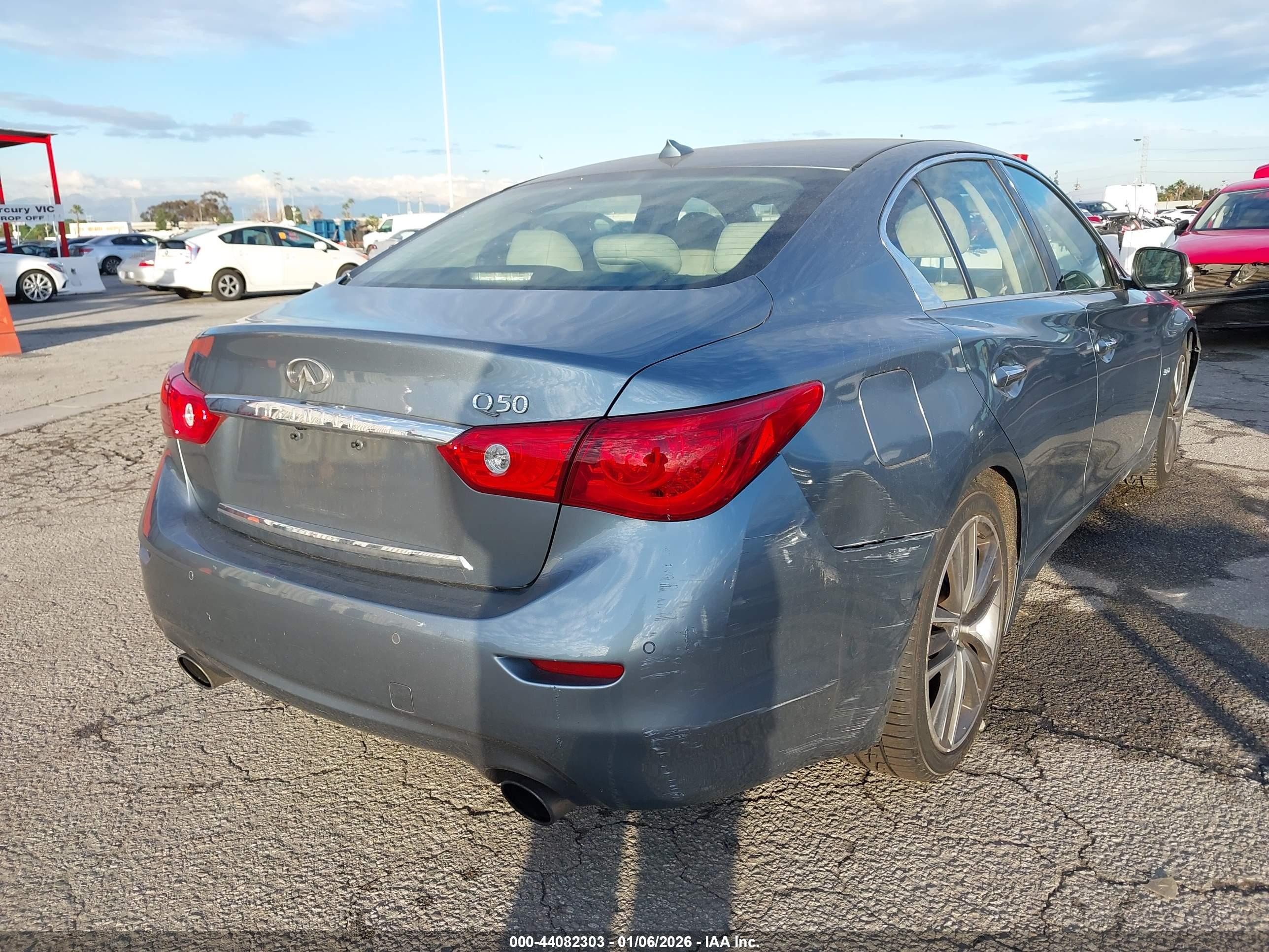 INFINITI Q50 image 4