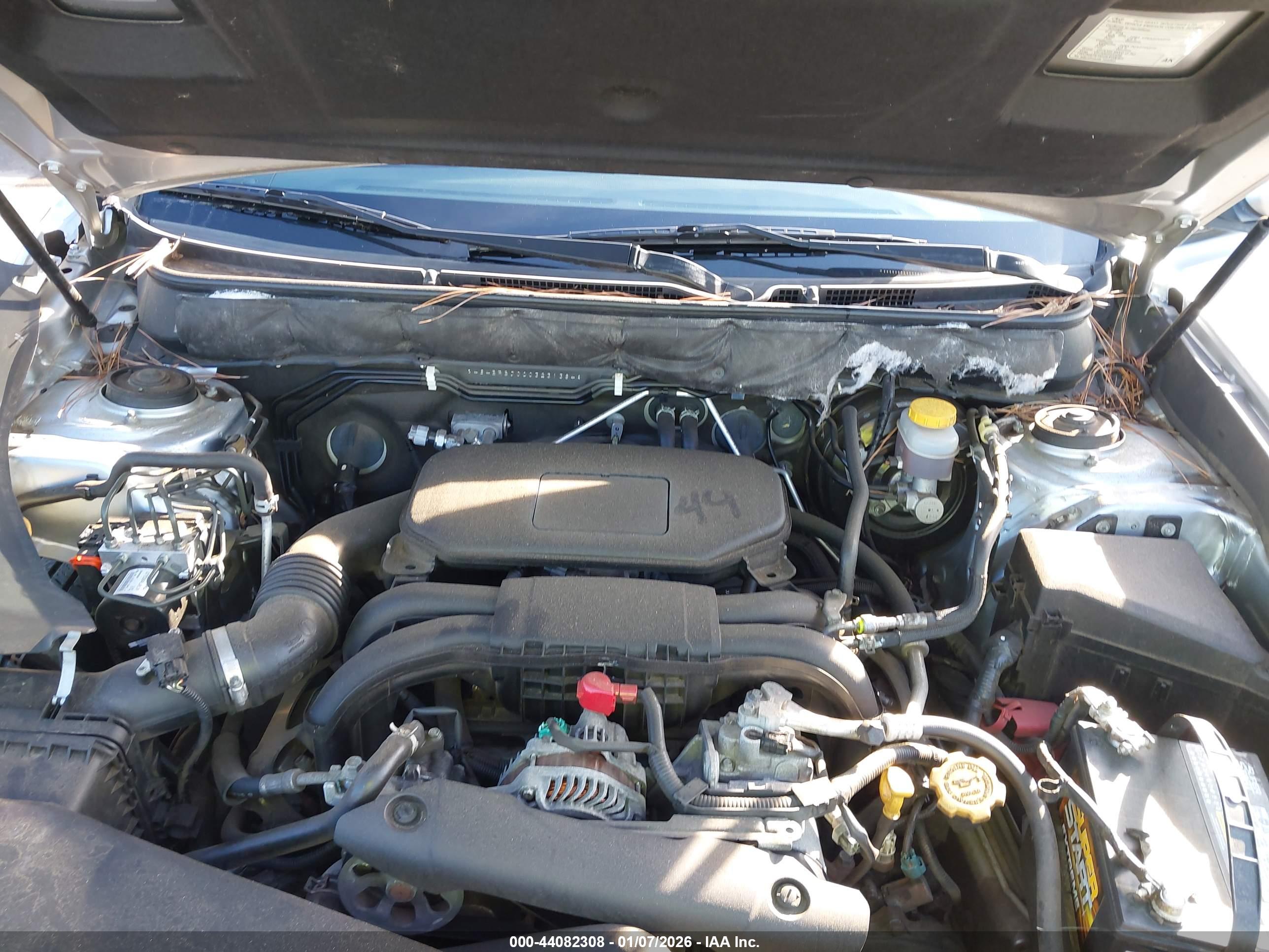 SUBARU OUTBACK image 10