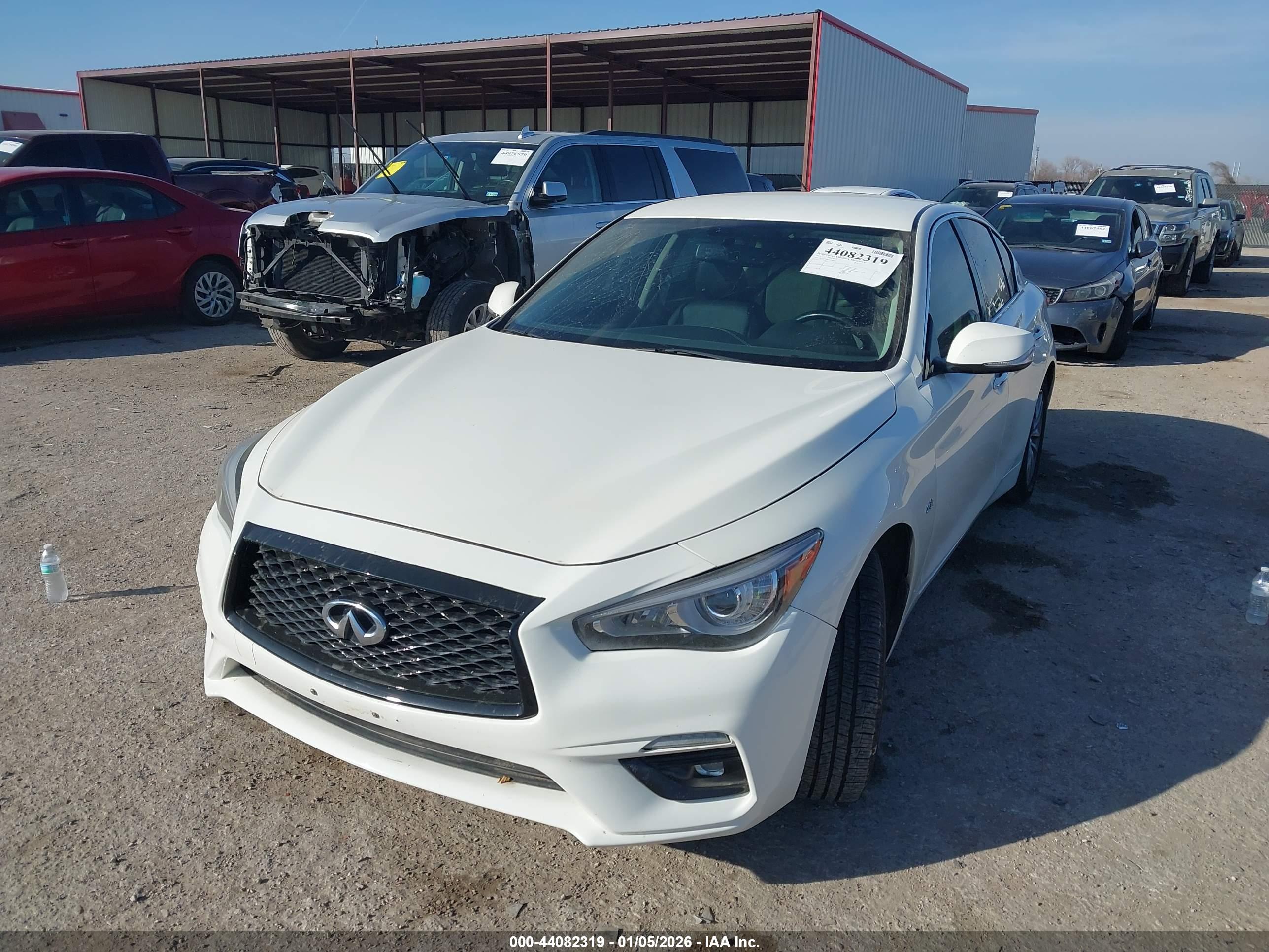 INFINITI Q50 image 2