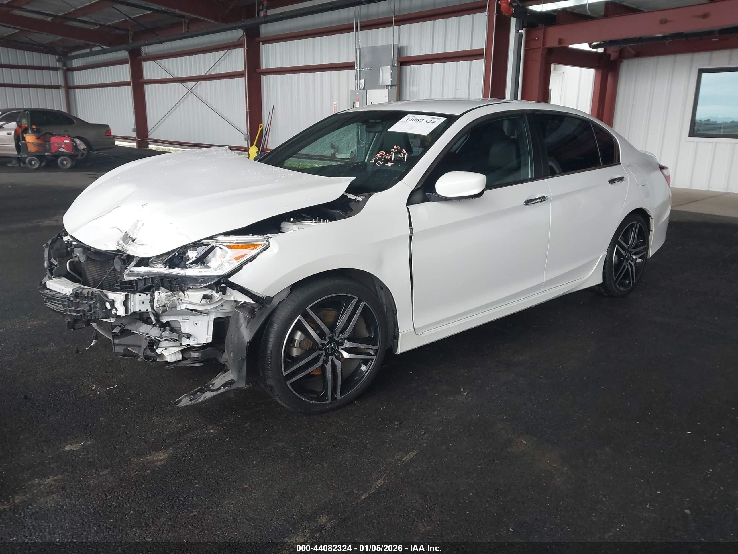 HONDA ACCORD image 2