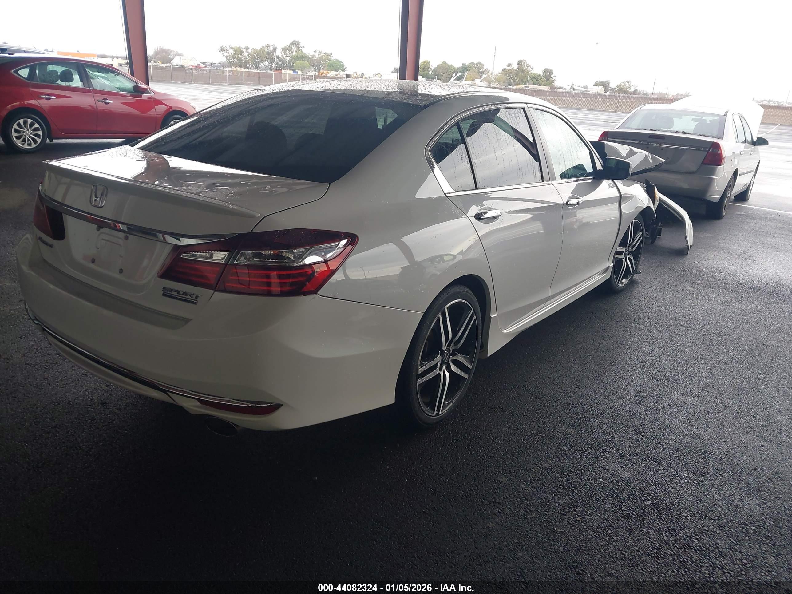 HONDA ACCORD image 4