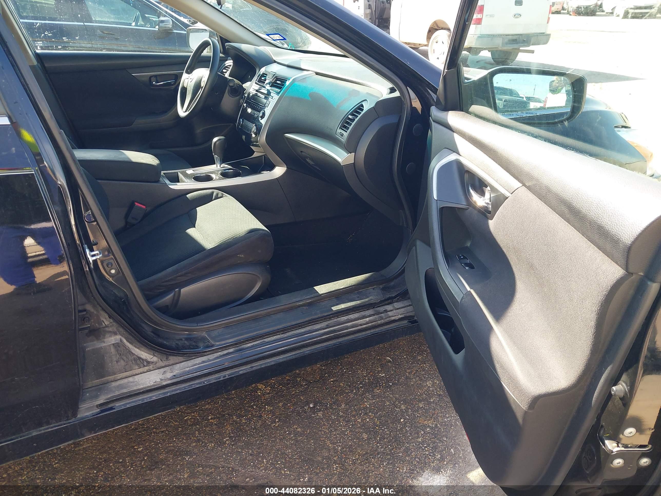 NISSAN ALTIMA image 5