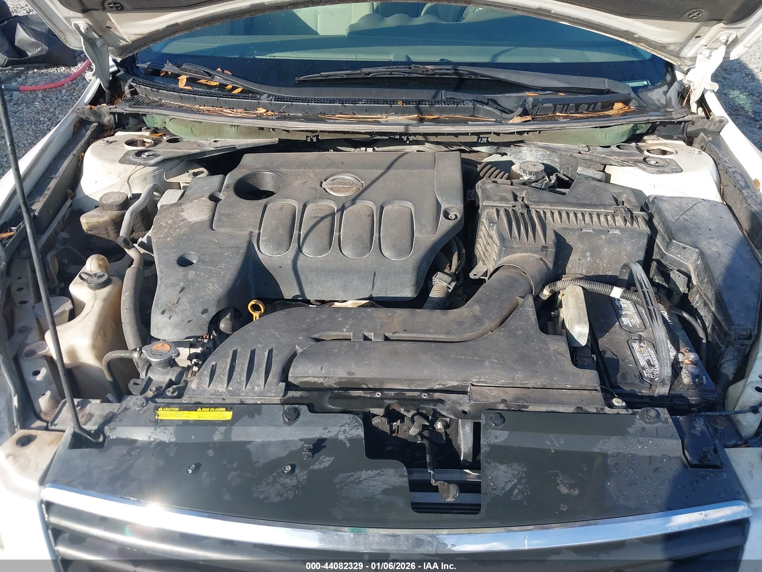 NISSAN ALTIMA image 10