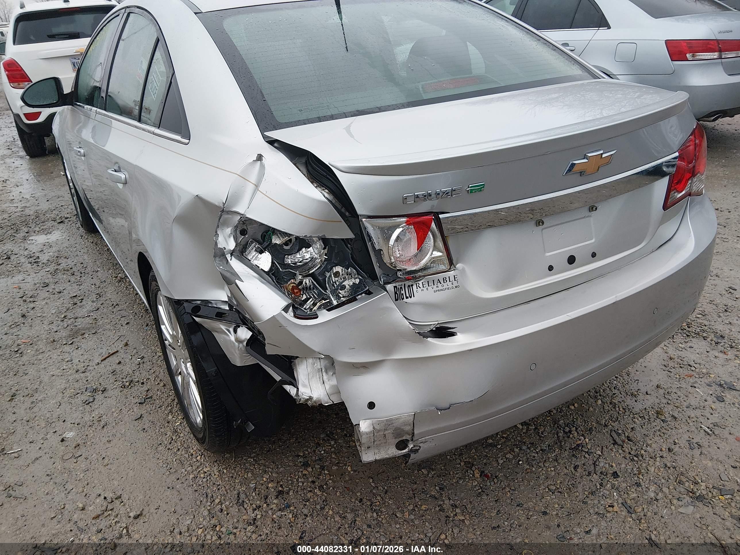 CHEVROLET CRUZE image 6