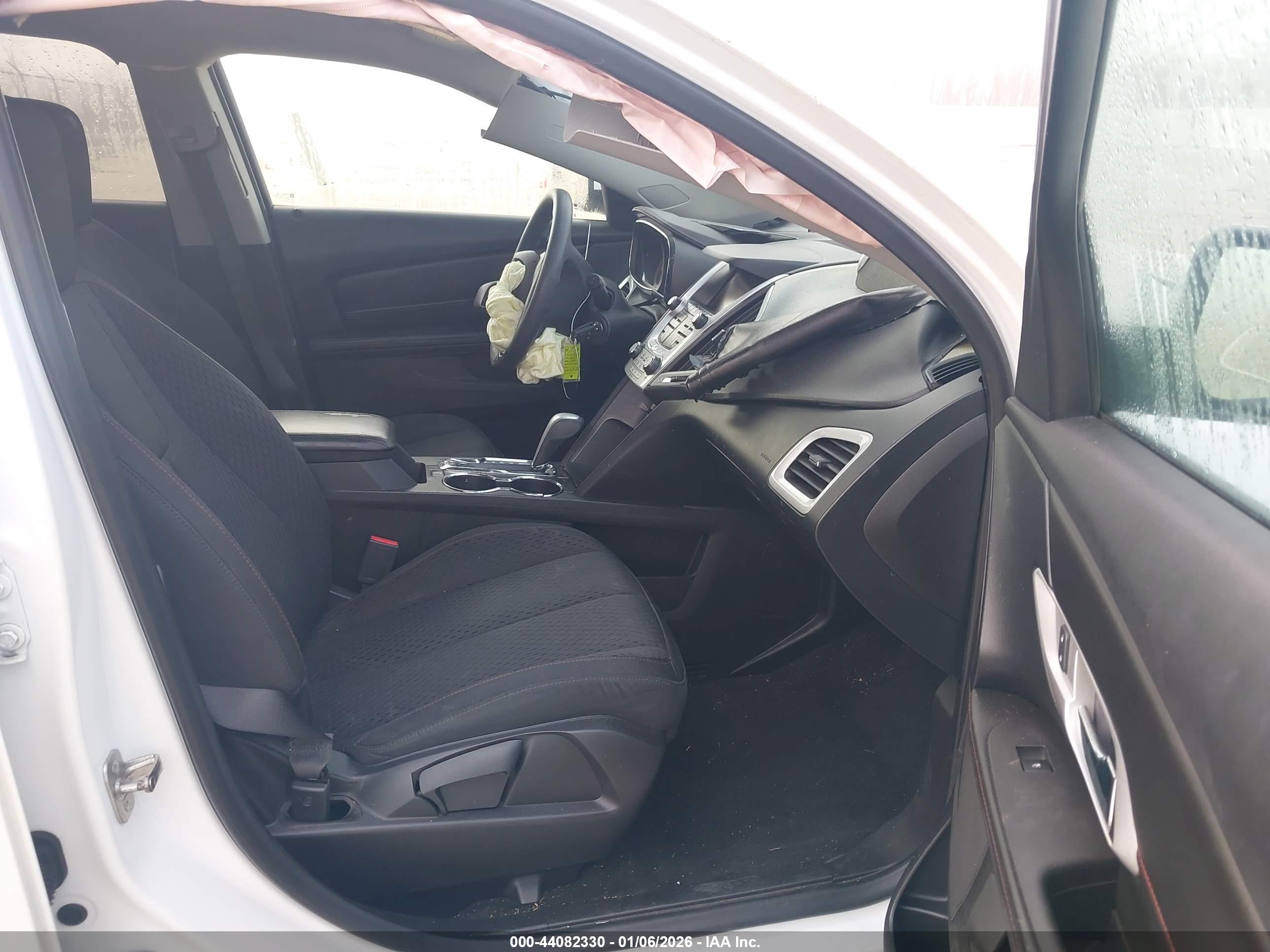 GMC TERRAIN image 5