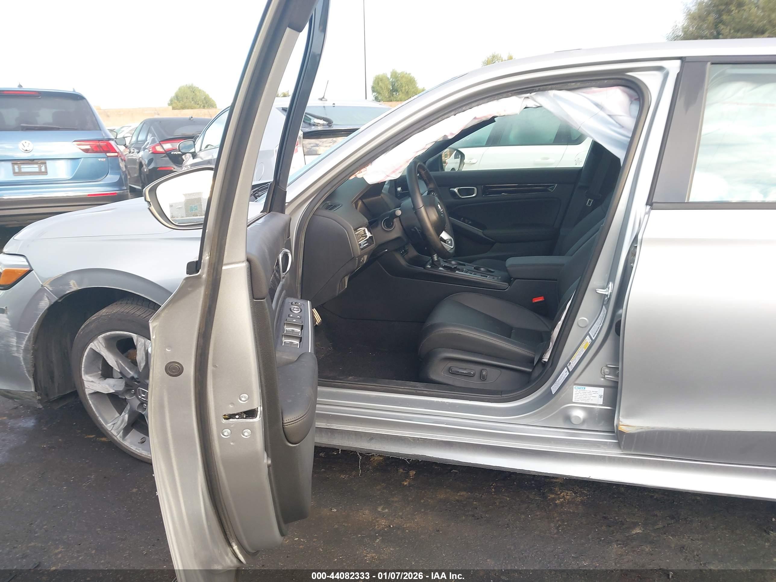 HONDA CIVIC image 5