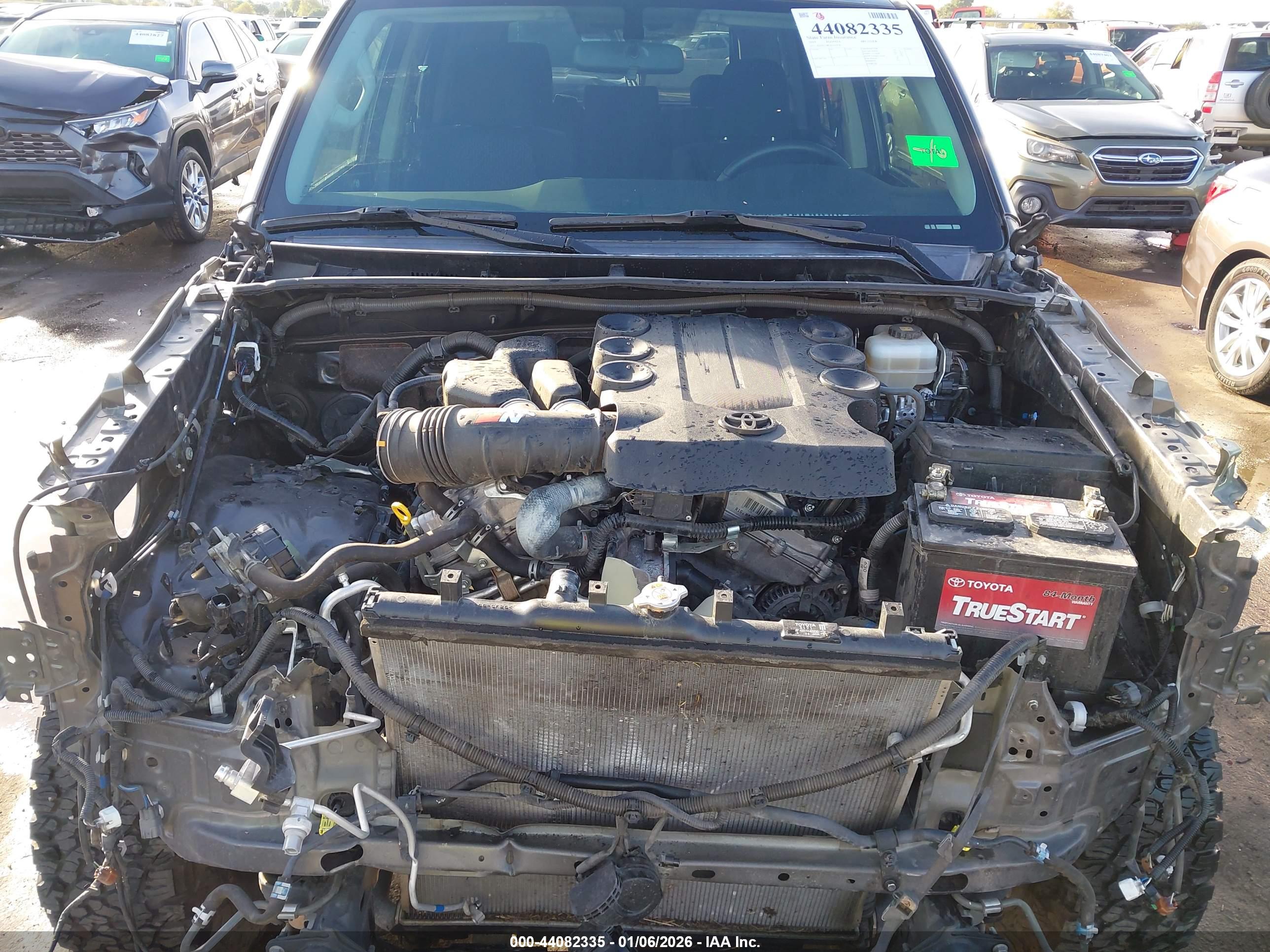 TOYOTA 4RUNNER image 10