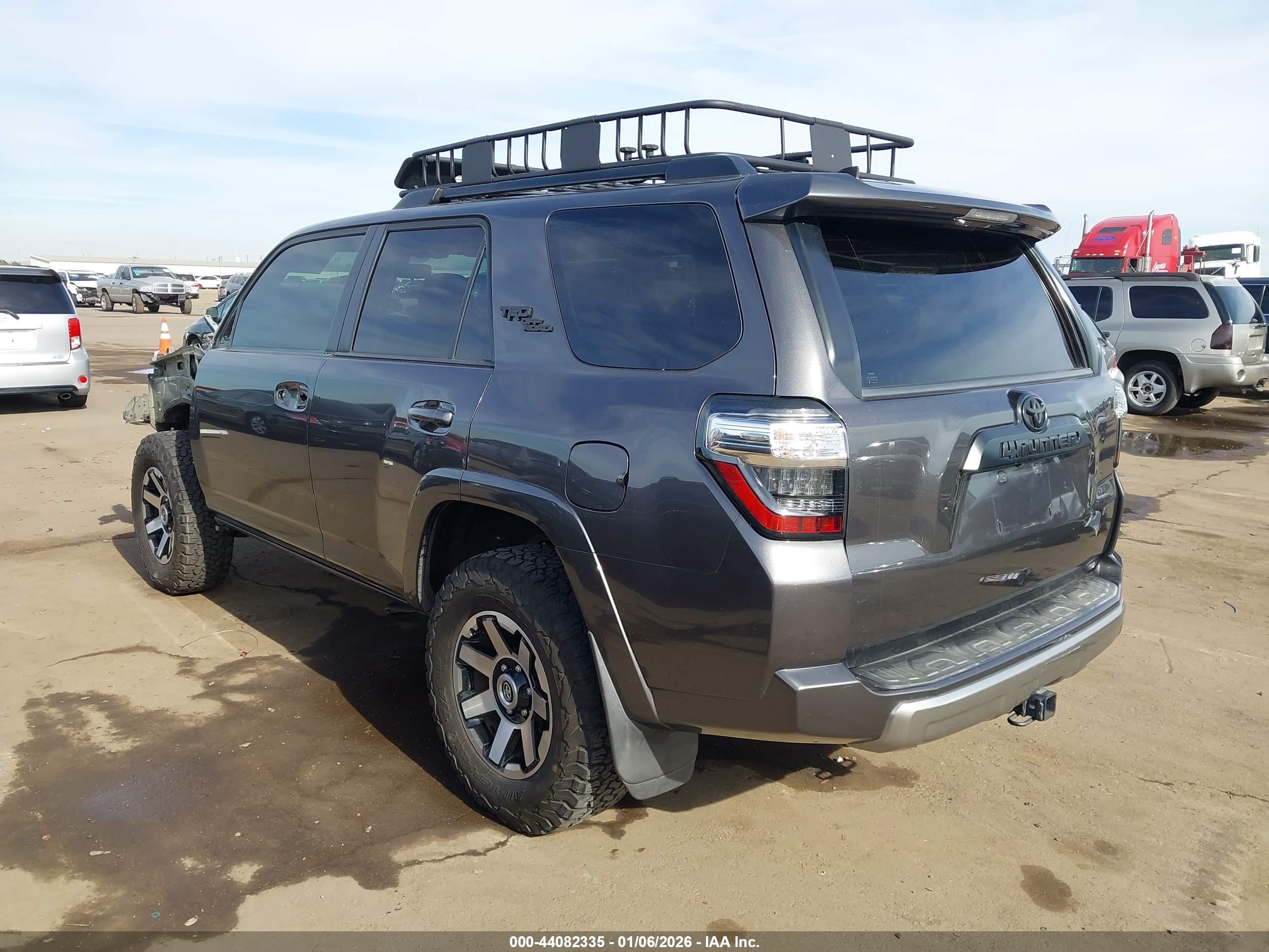 TOYOTA 4RUNNER image 3