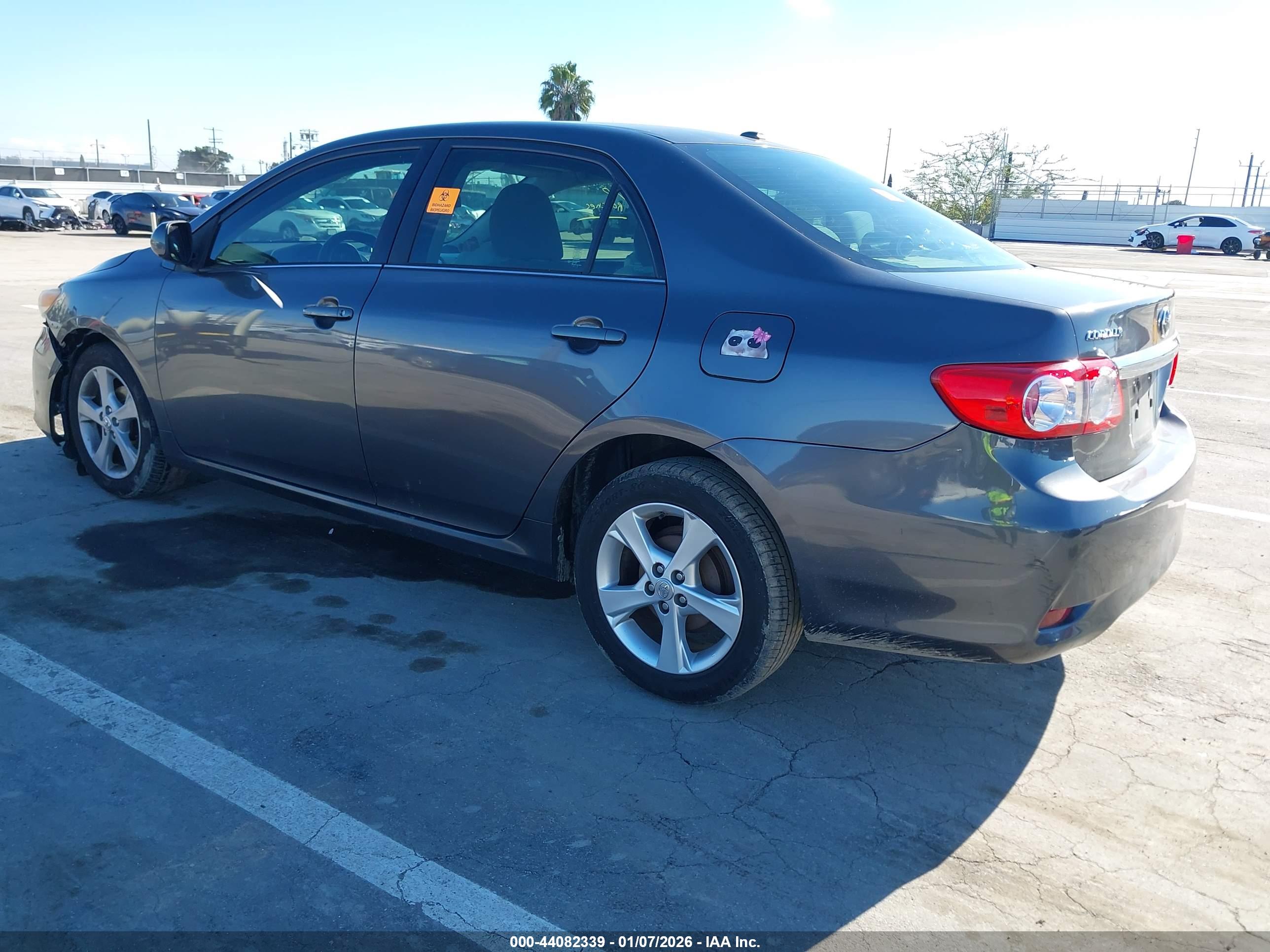 TOYOTA COROLLA image 3