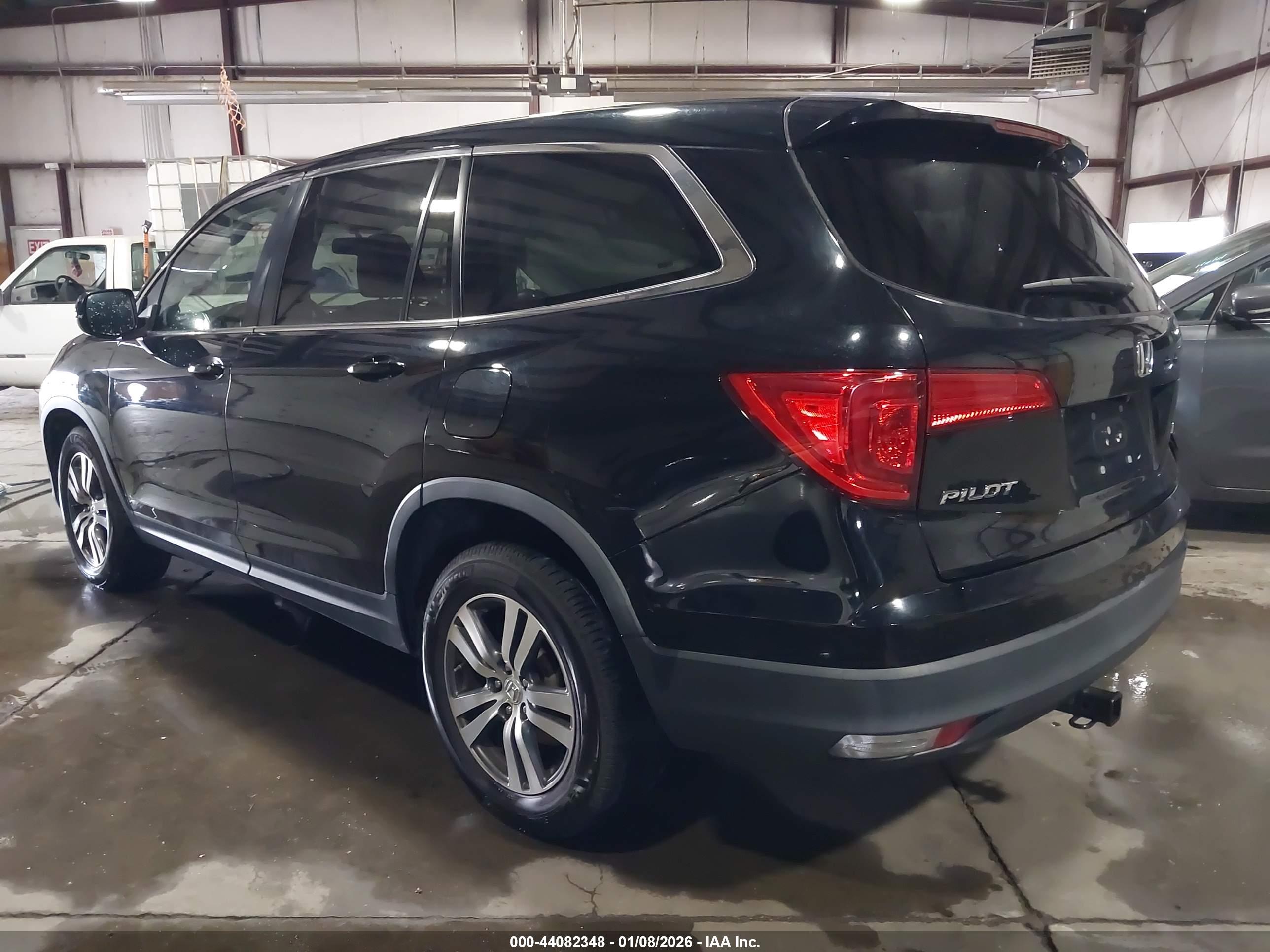 HONDA PILOT image 3