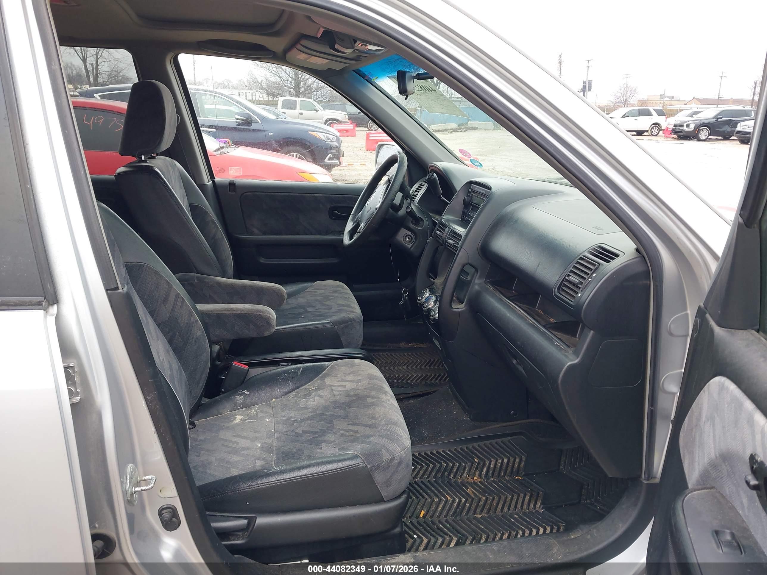 HONDA CR-V image 5