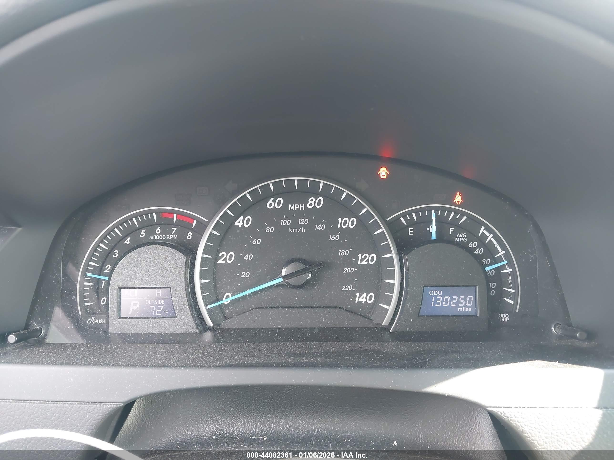 TOYOTA CAMRY image 7
