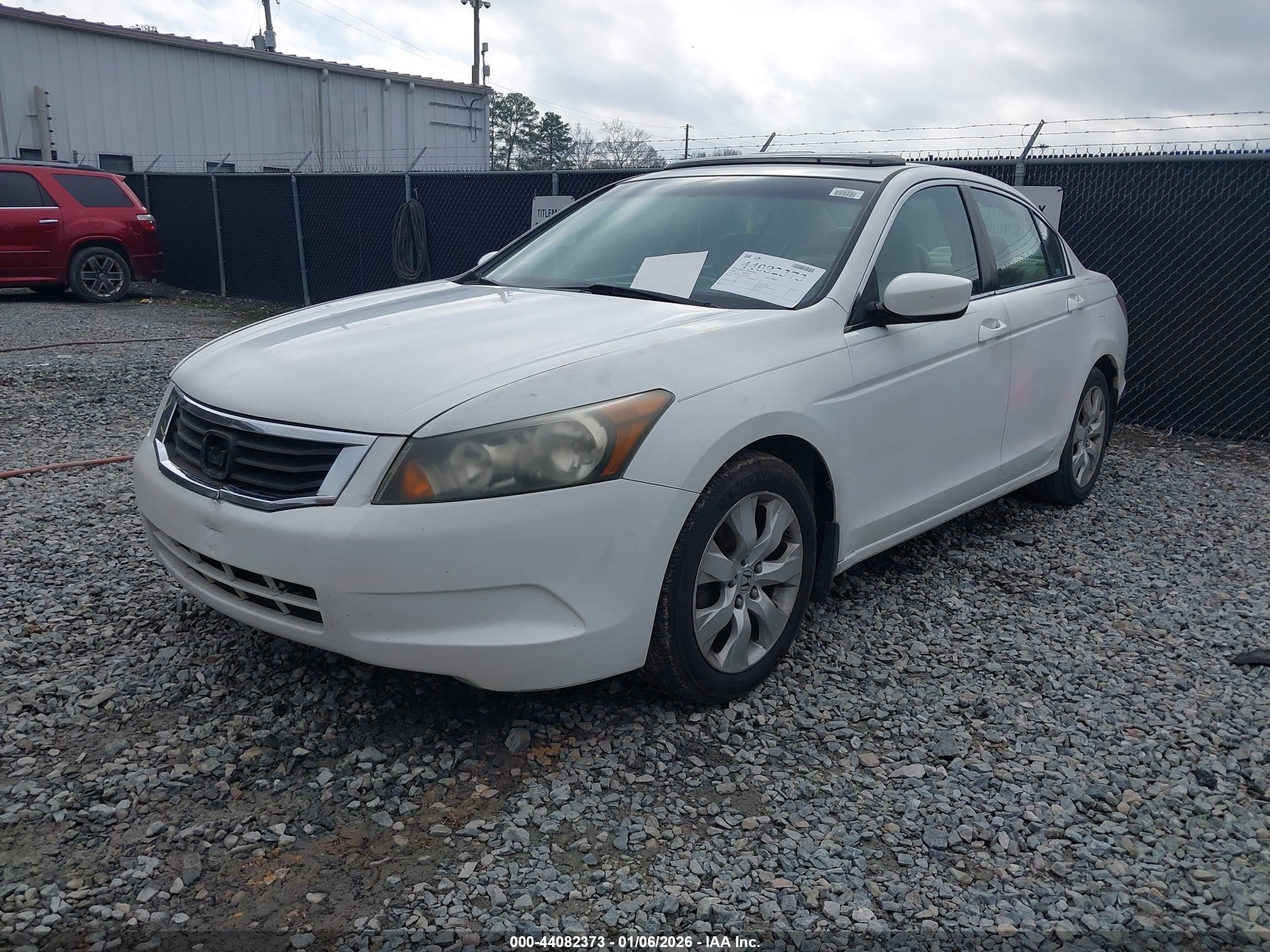 HONDA ACCORD image 2