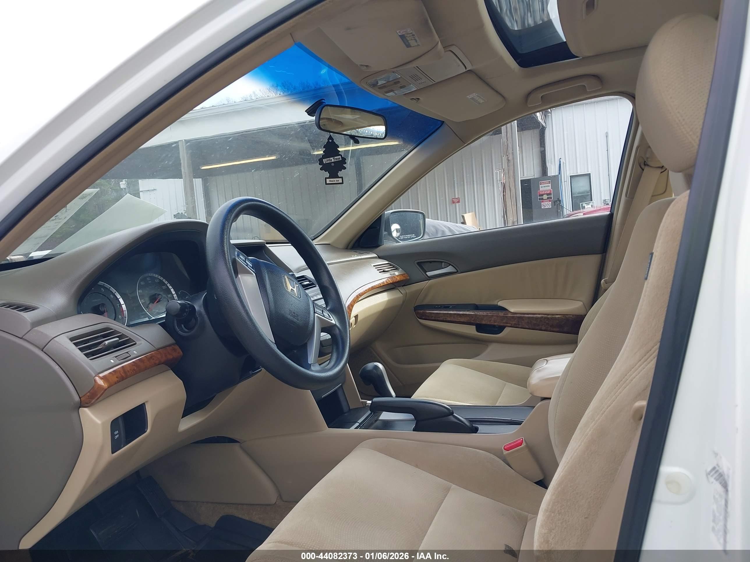 HONDA ACCORD image 5
