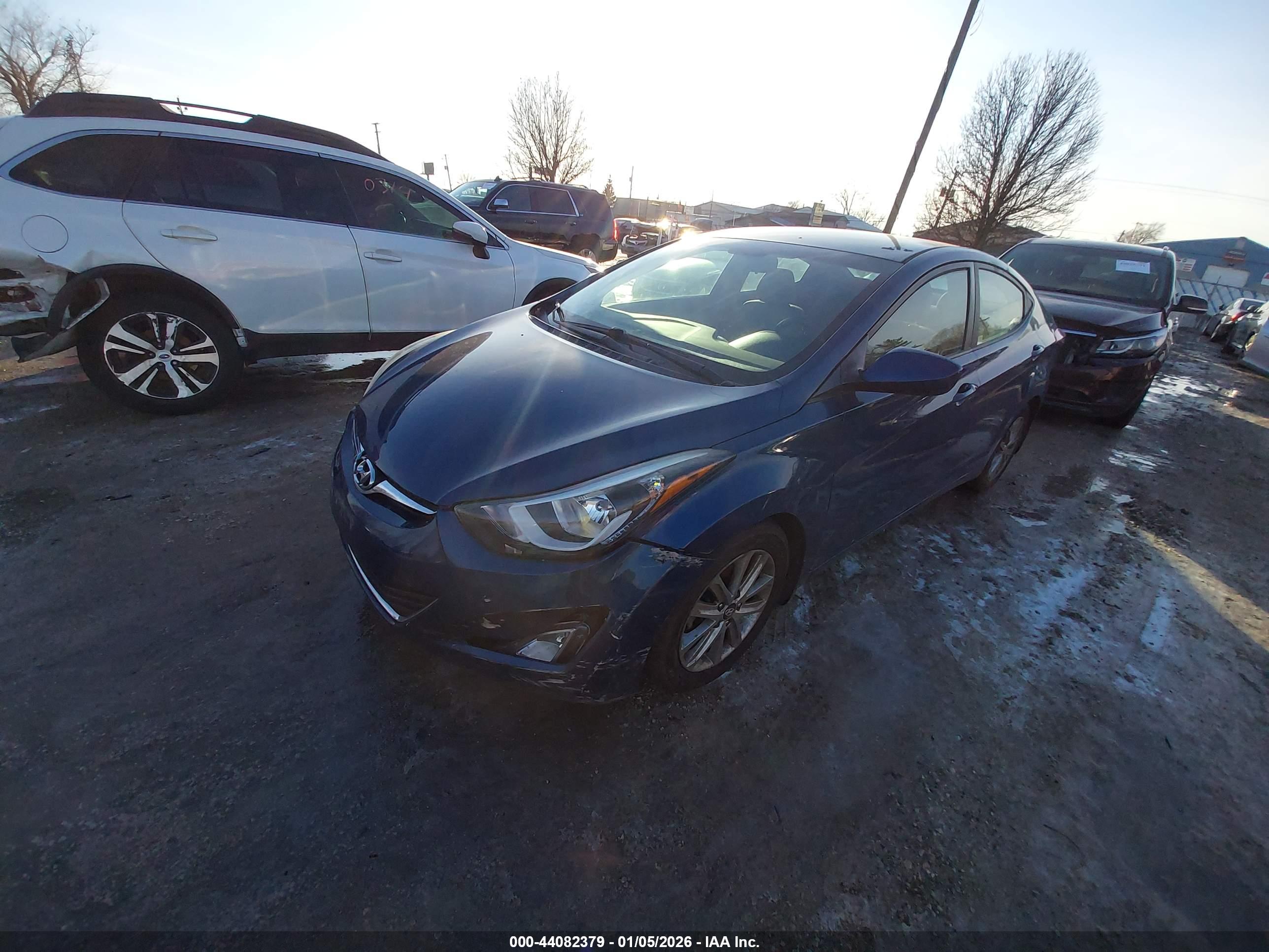 HYUNDAI ELANTRA image 2