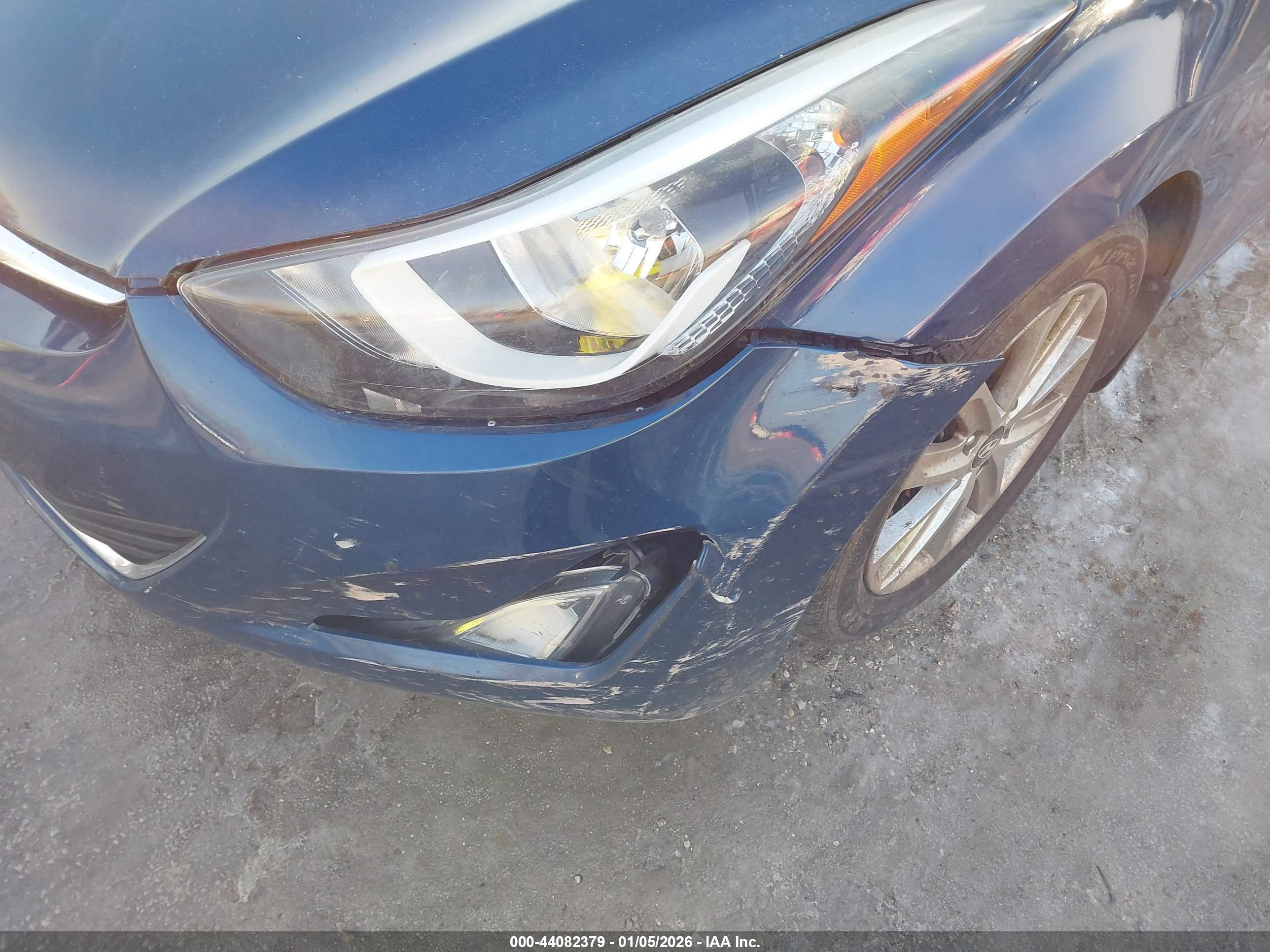 HYUNDAI ELANTRA image 6