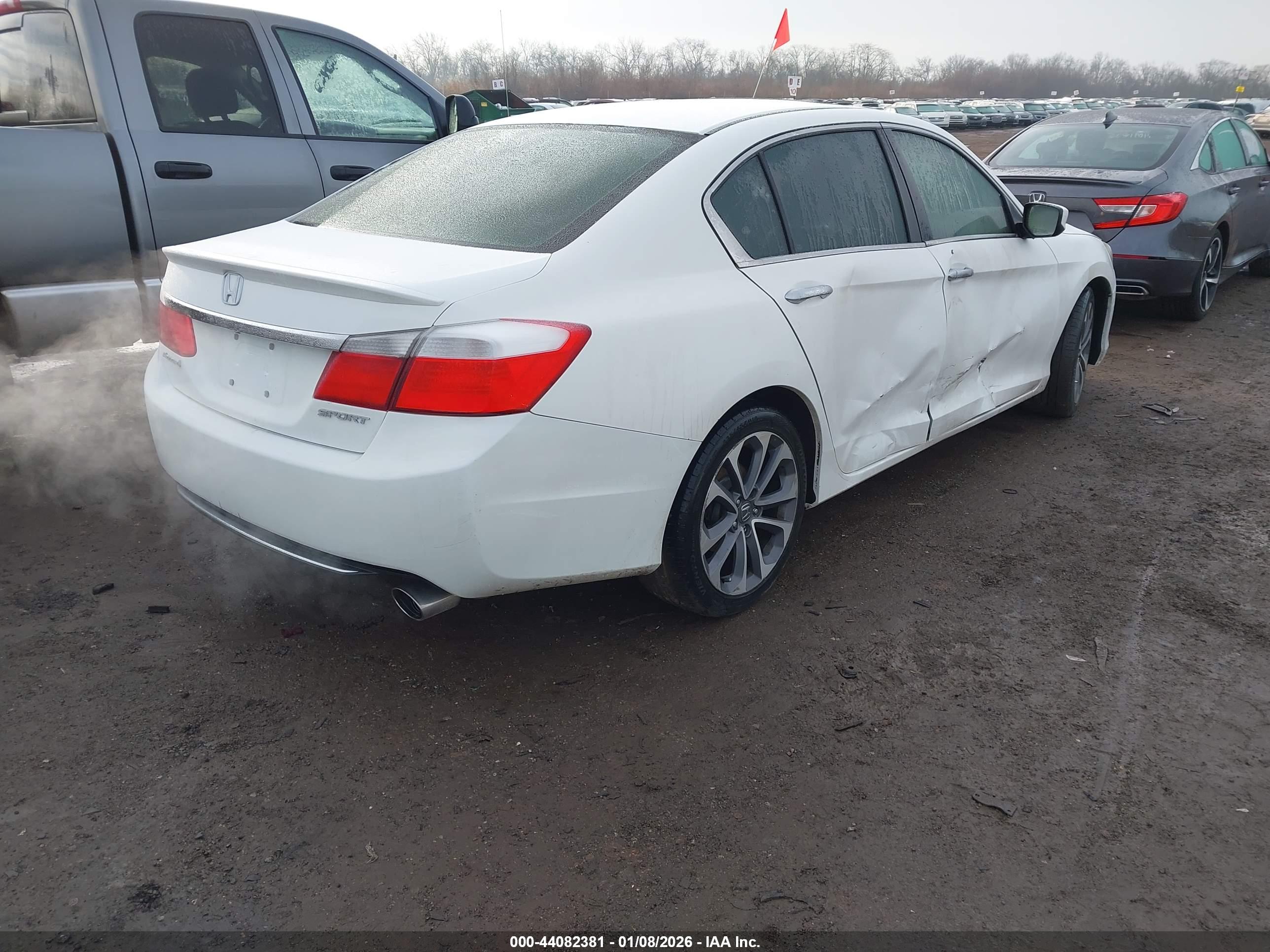 HONDA ACCORD image 4