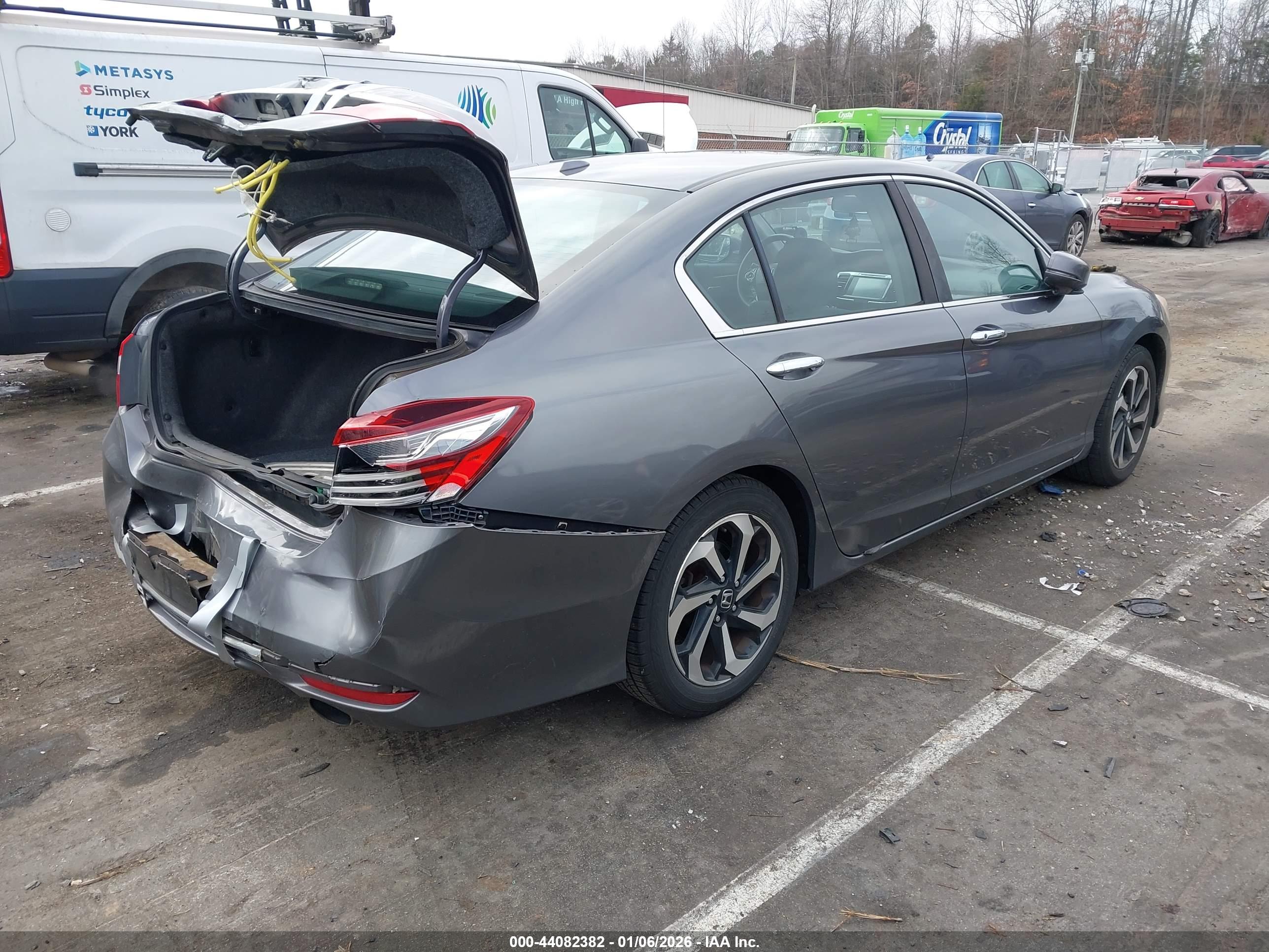 HONDA ACCORD image 4