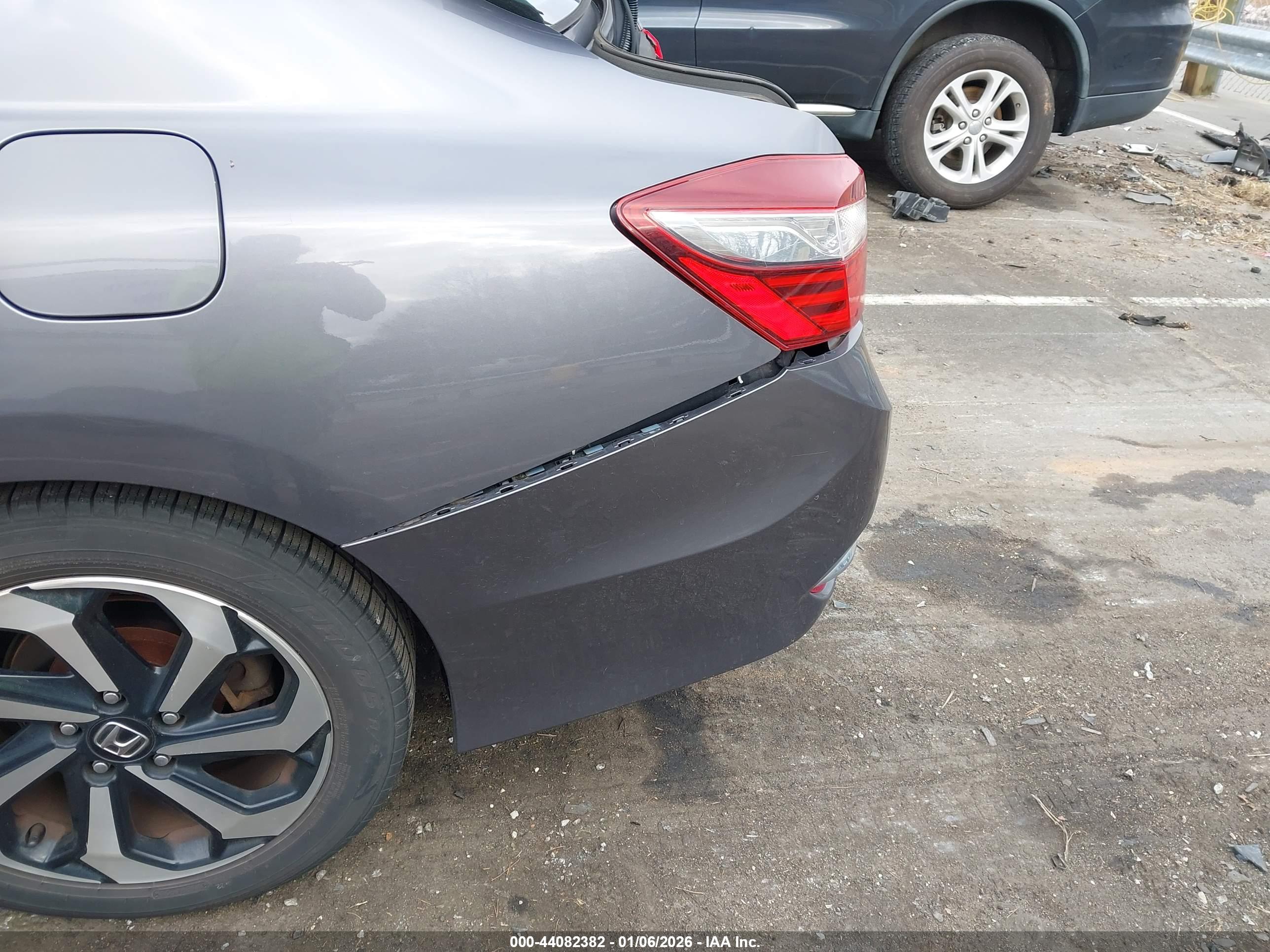 HONDA ACCORD image 6