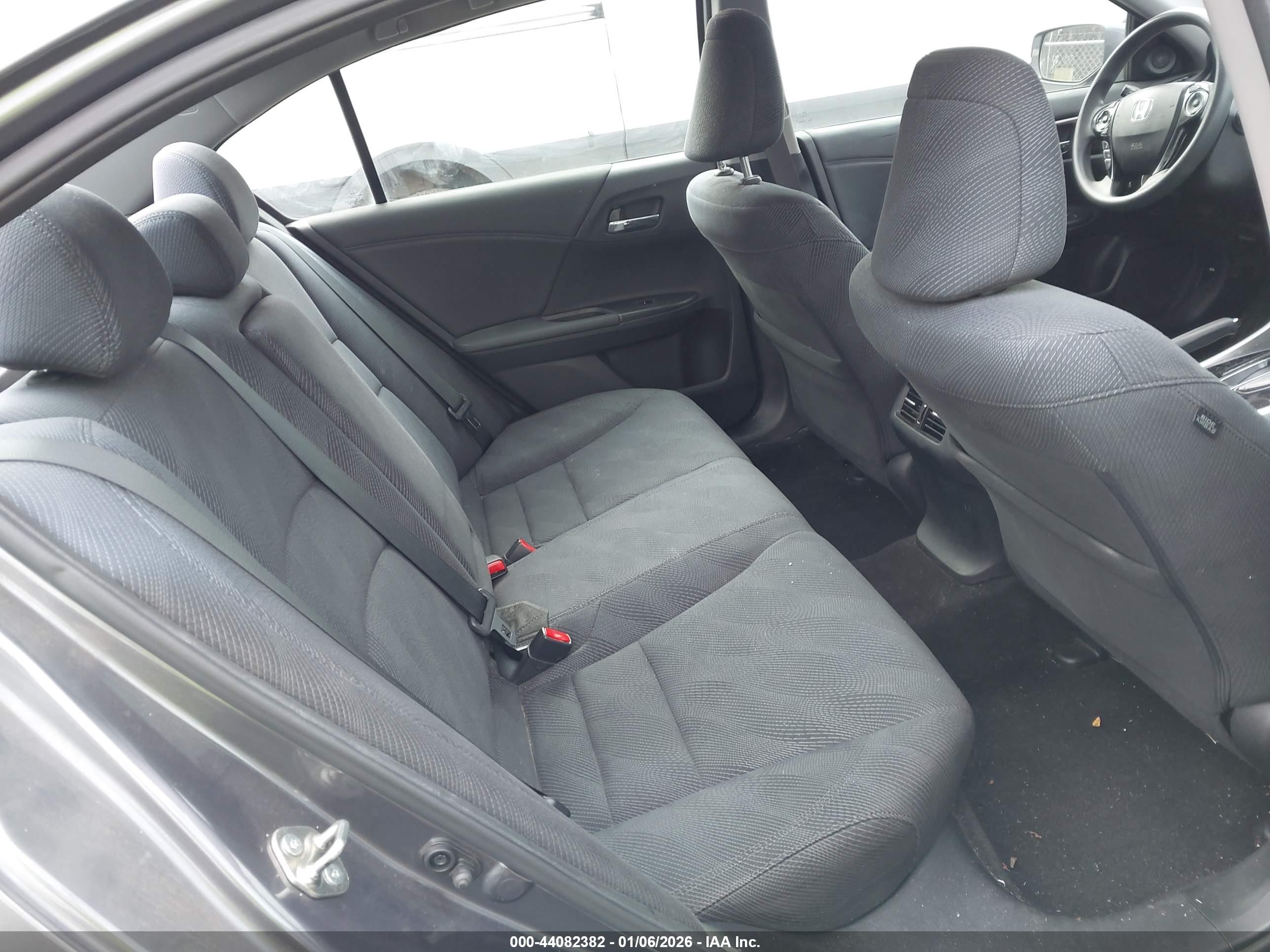 HONDA ACCORD image 8