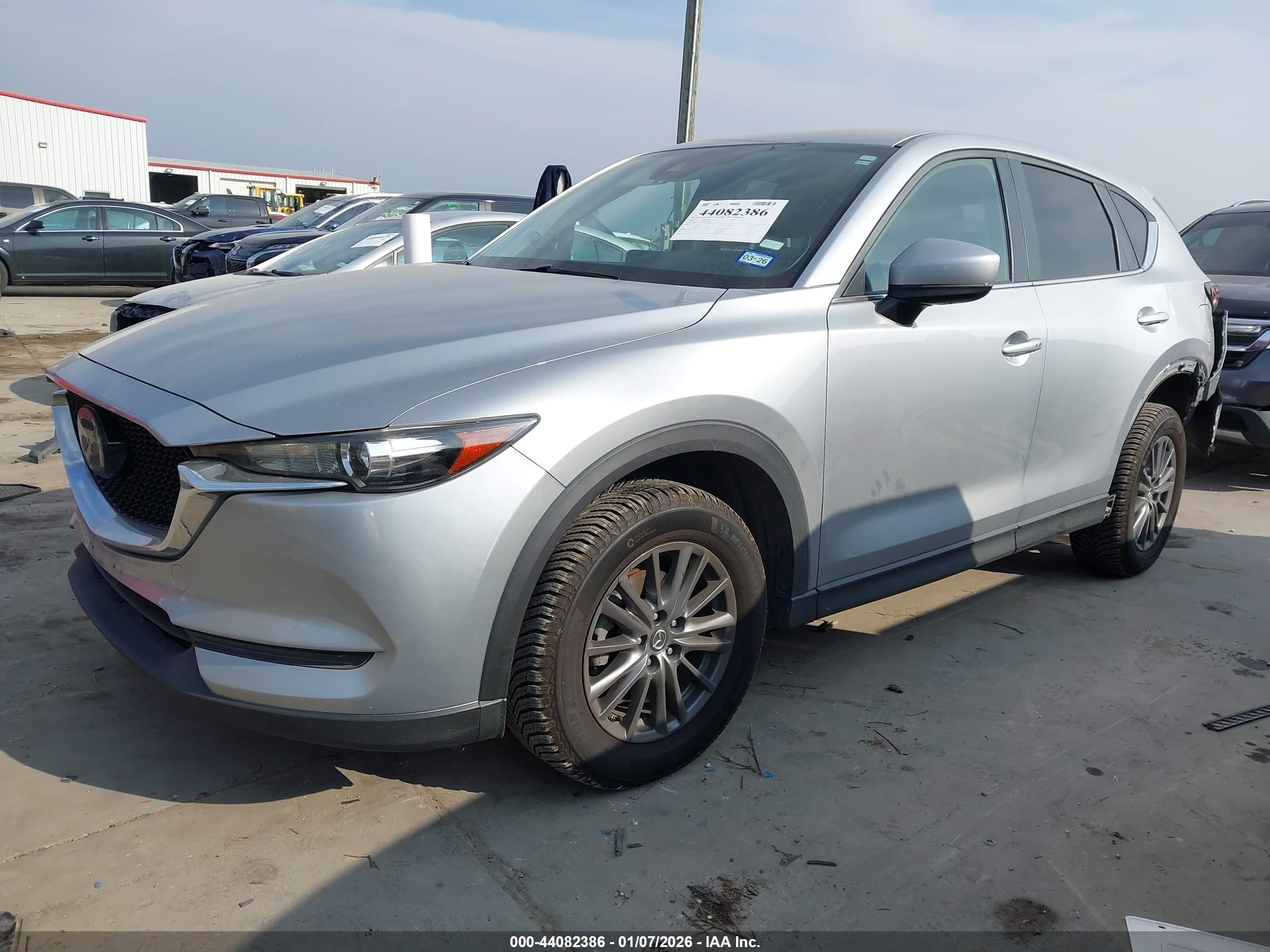 MAZDA CX-5 image 2