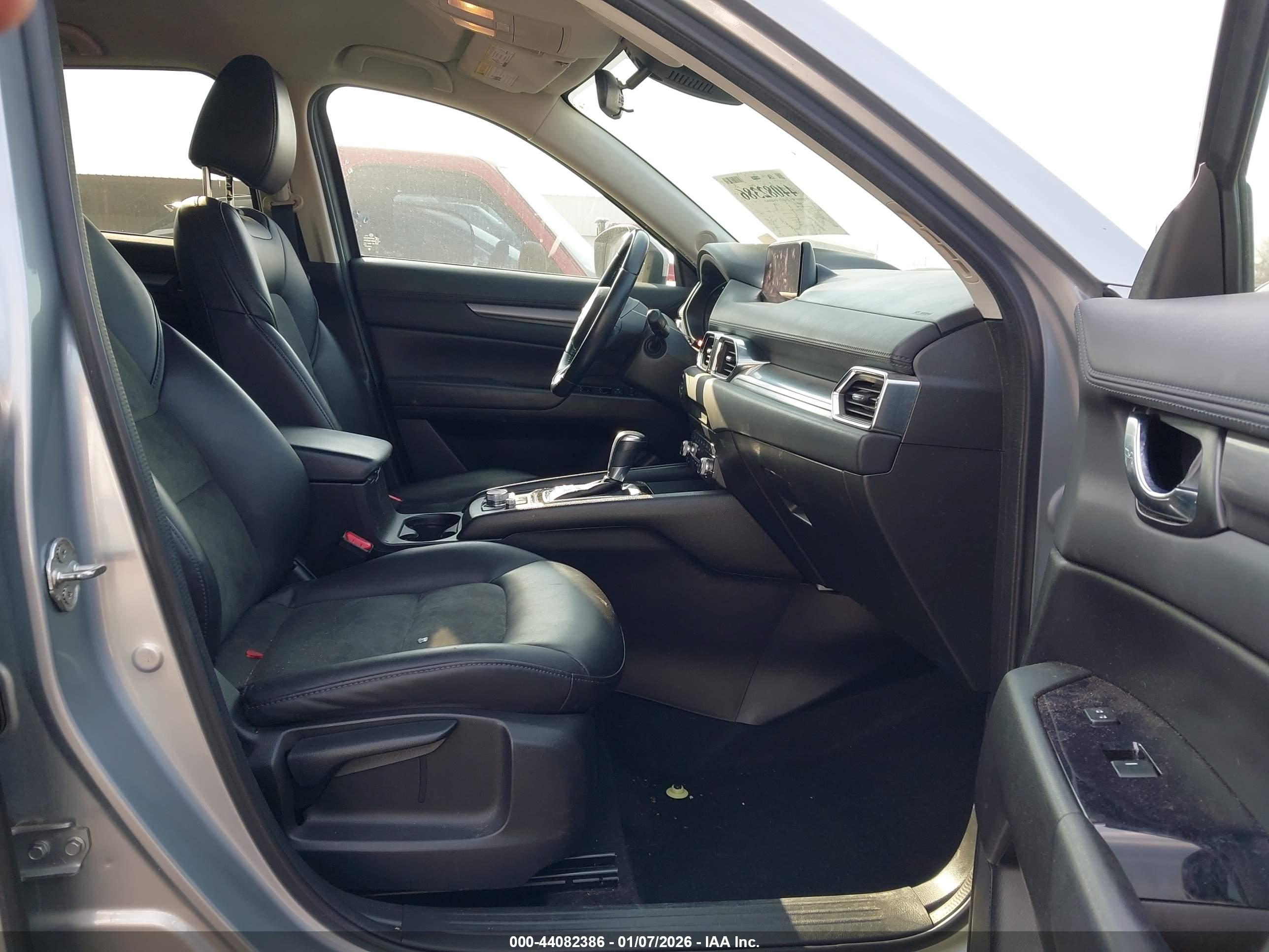 MAZDA CX-5 image 5