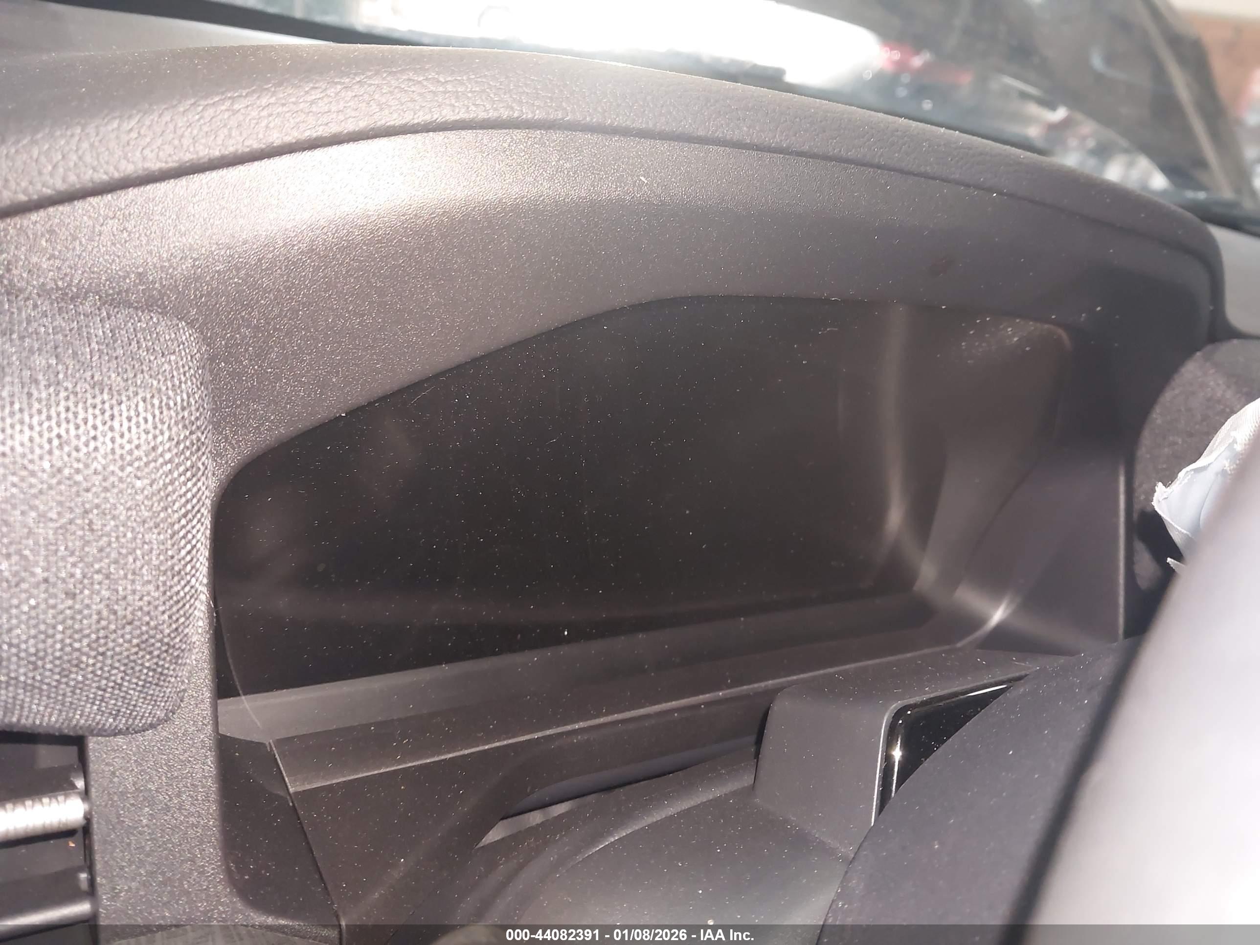 FORD EXPLORER image 7